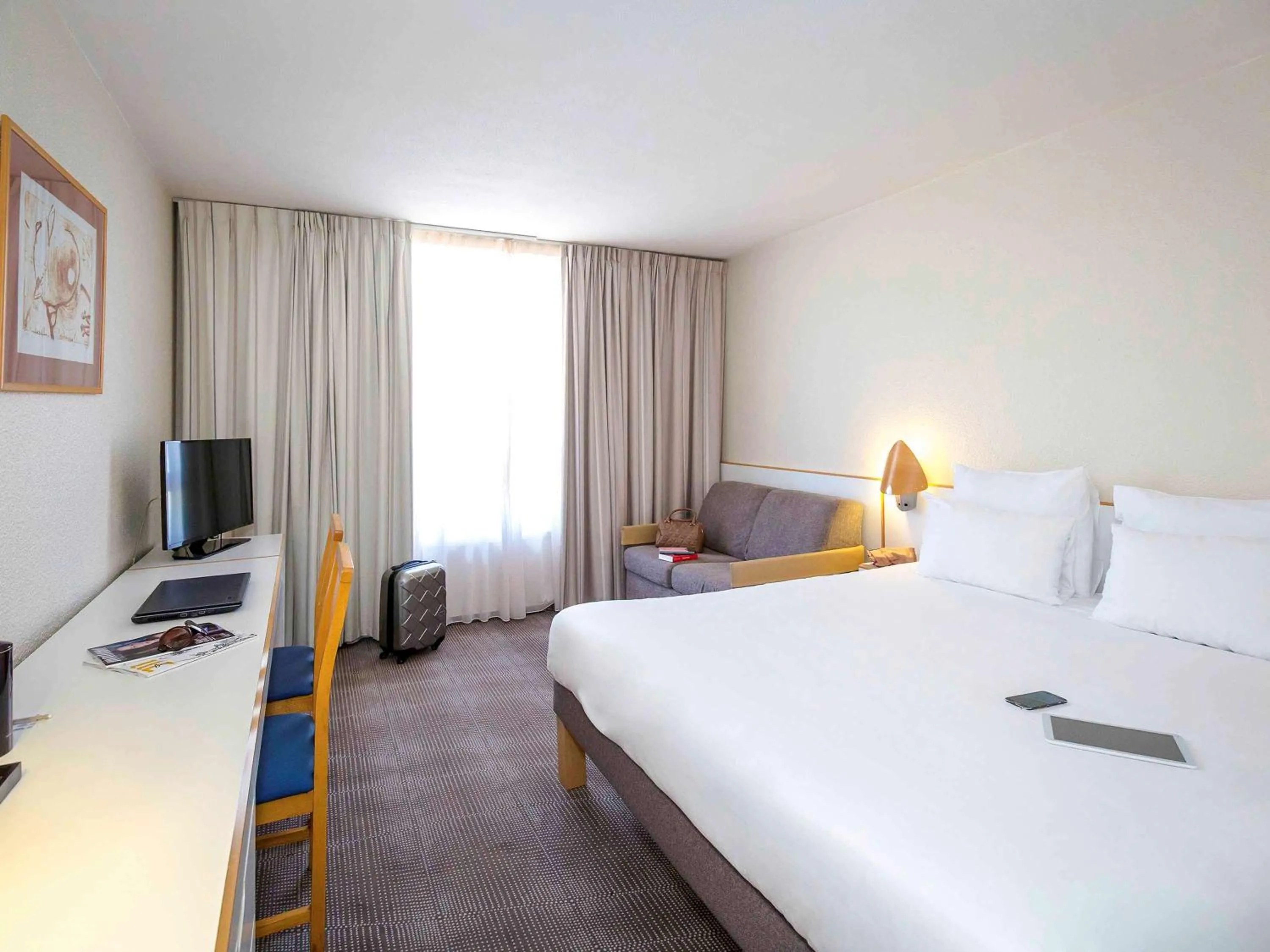 Photo of the whole room, Bed in Novotel Perpignan Nord Rivesaltes