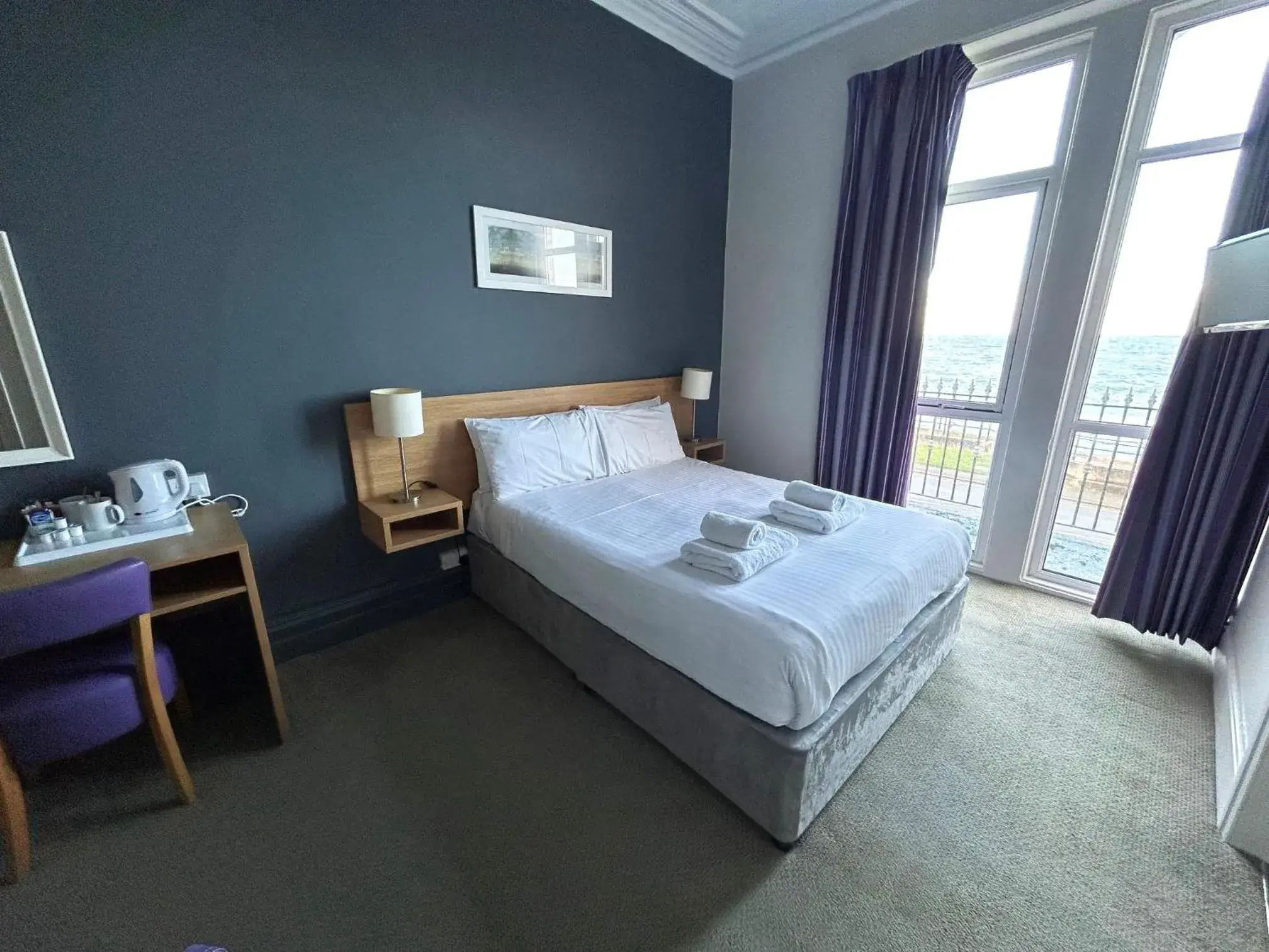 Double Room with Sea View in The County Hotel Double Room with Sea View in The County Hotel