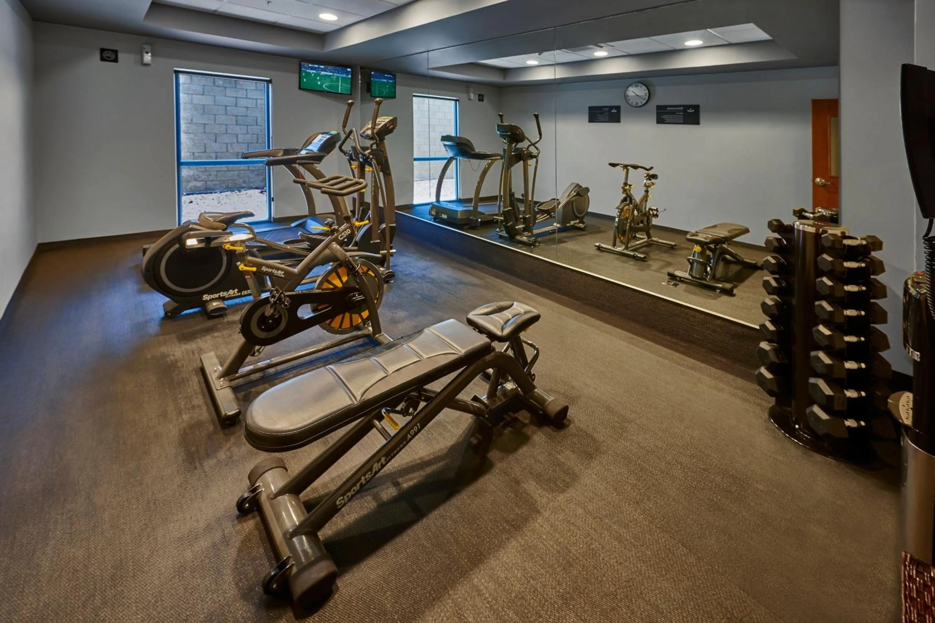 Fitness centre/facilities in City Express by Marriott Hermosillo Expo
