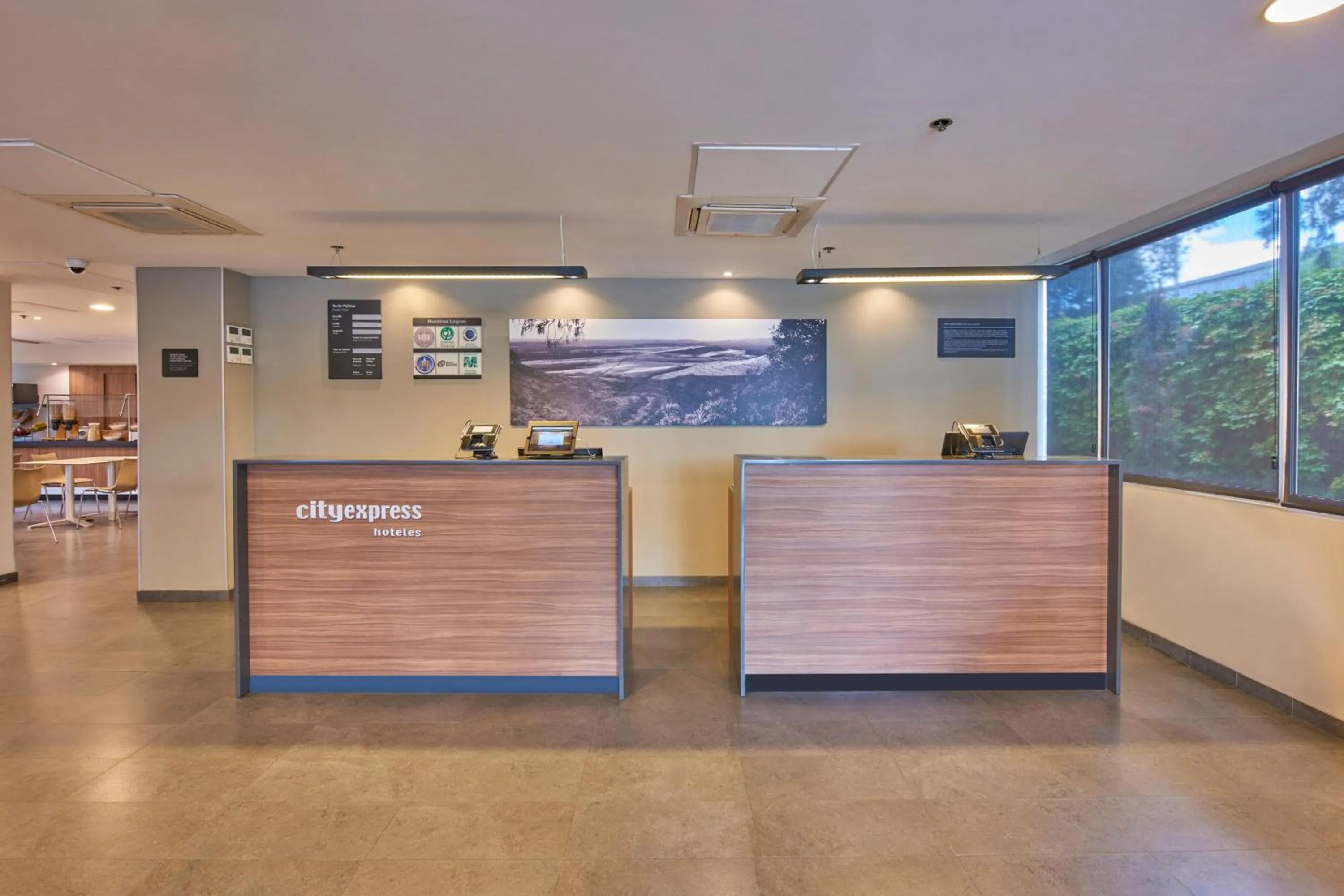 Lobby or reception in City Express by Marriott Hermosillo Expo