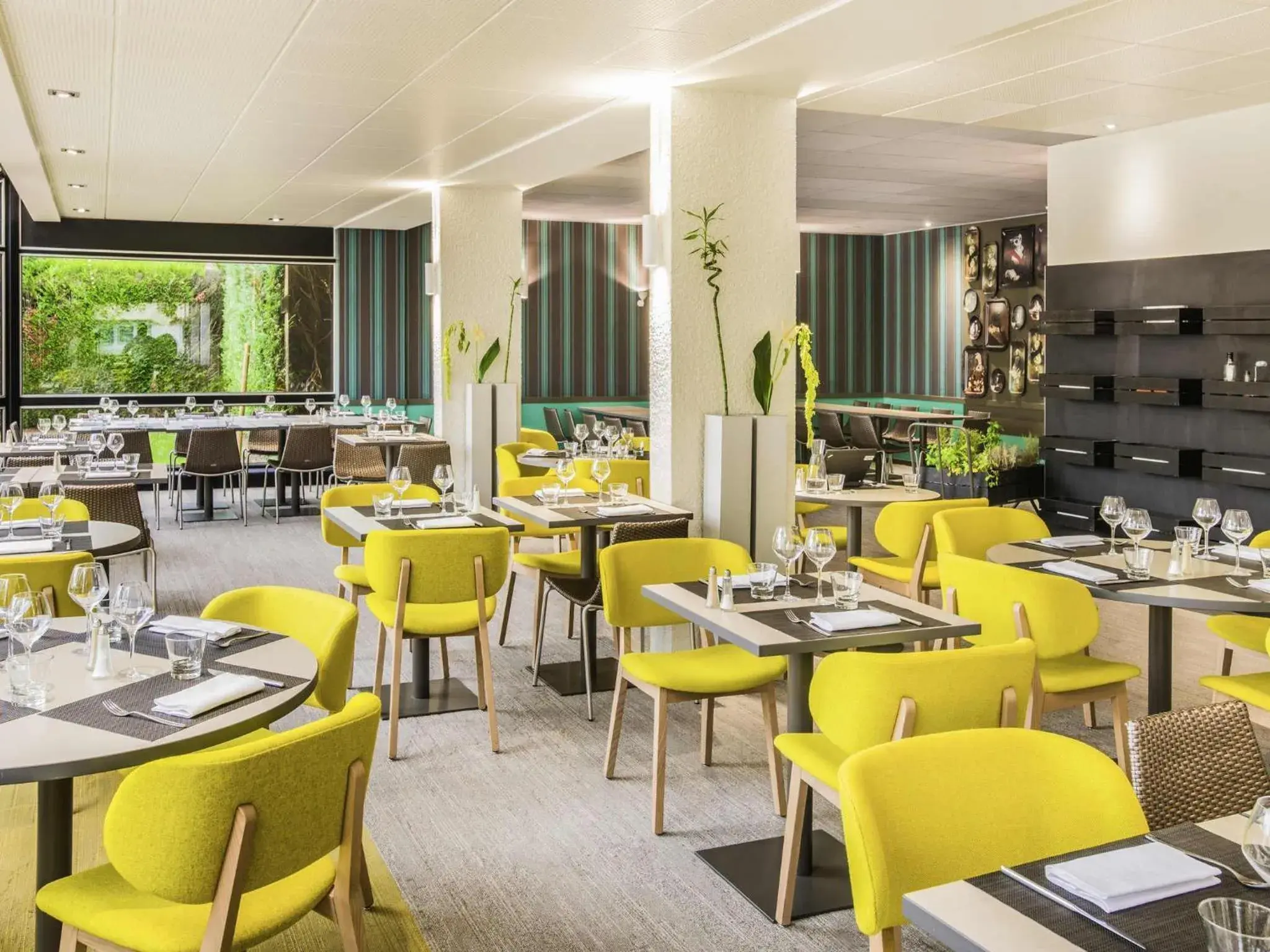 Restaurant/places to eat in ibis Styles Tours Sud Restaurant/places to eat in ibis Styles Tours Sud
