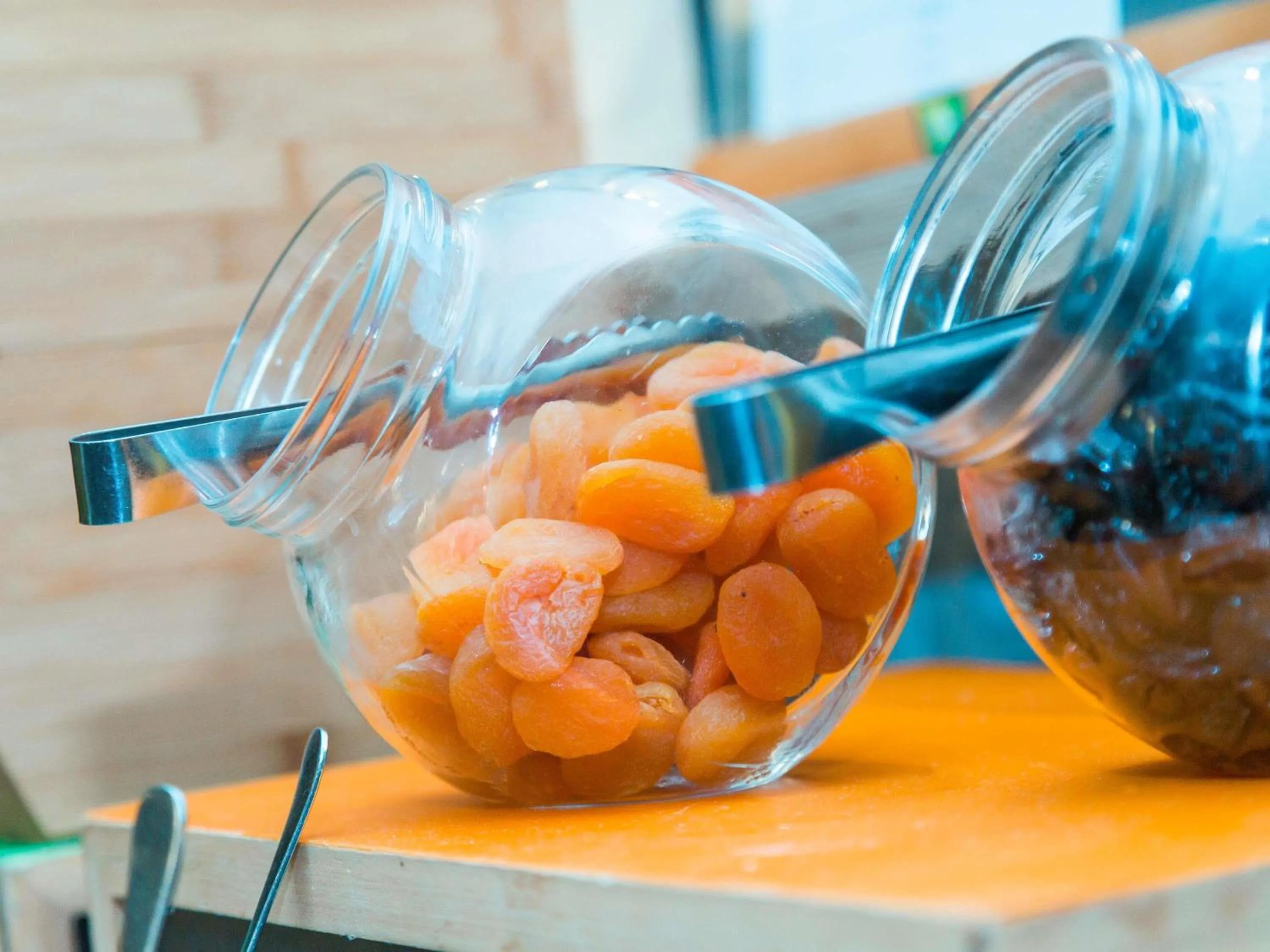 Breakfast in ibis Styles Tours Sud