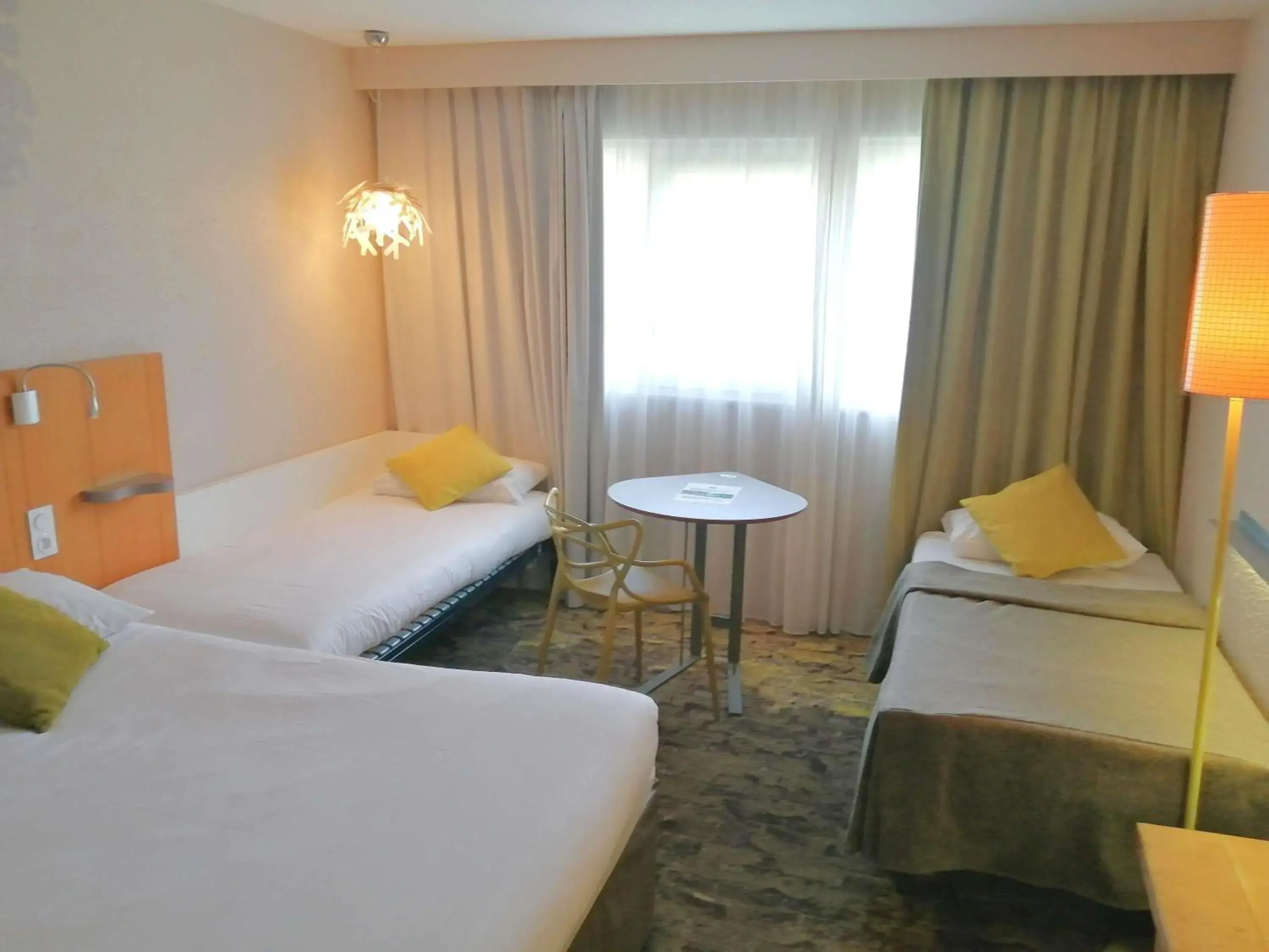 Bedroom, Bed in ibis Styles Tours Sud Bedroom, Bed in ibis Styles Tours Sud