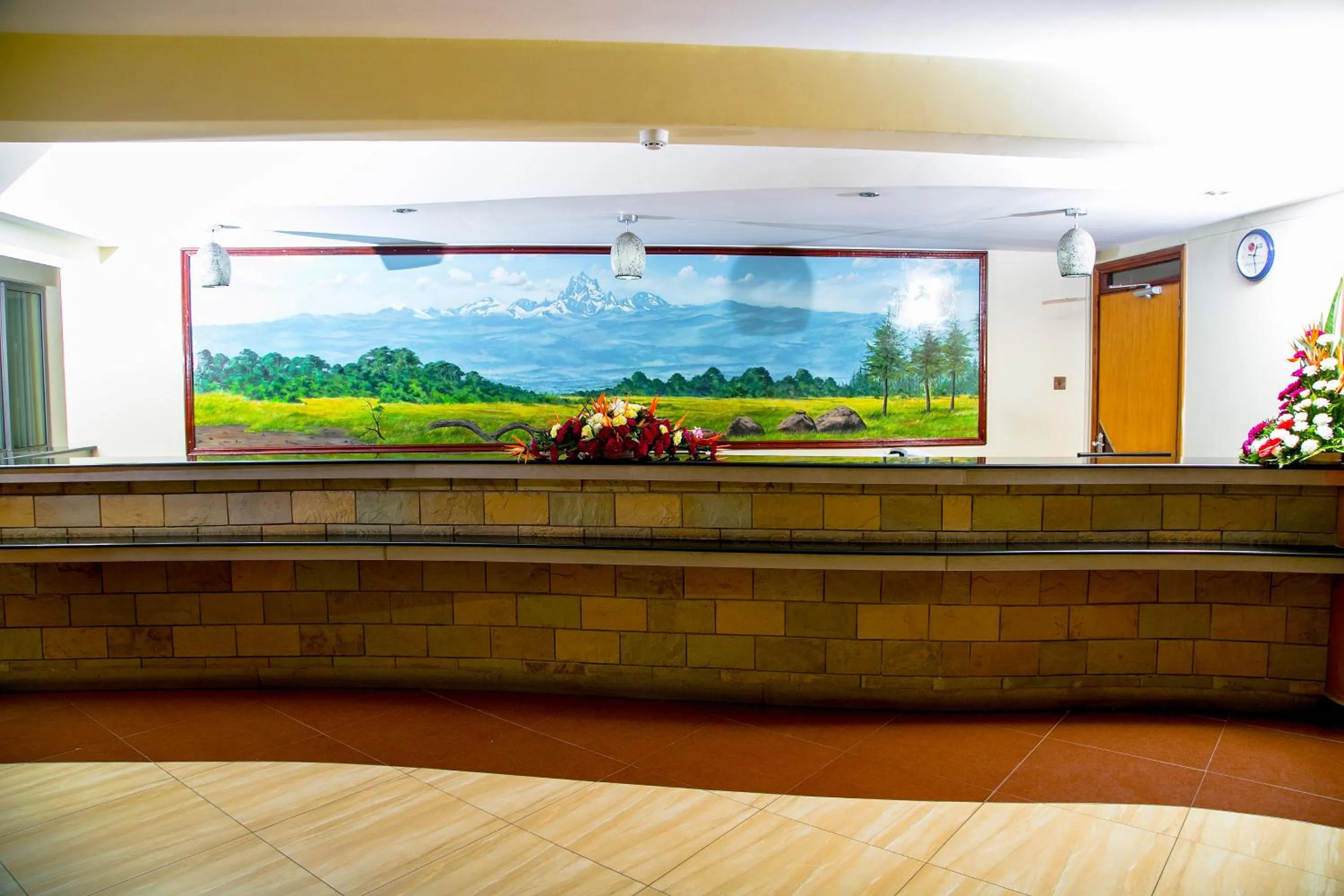 Lobby or reception in Batians Apartment Hotel