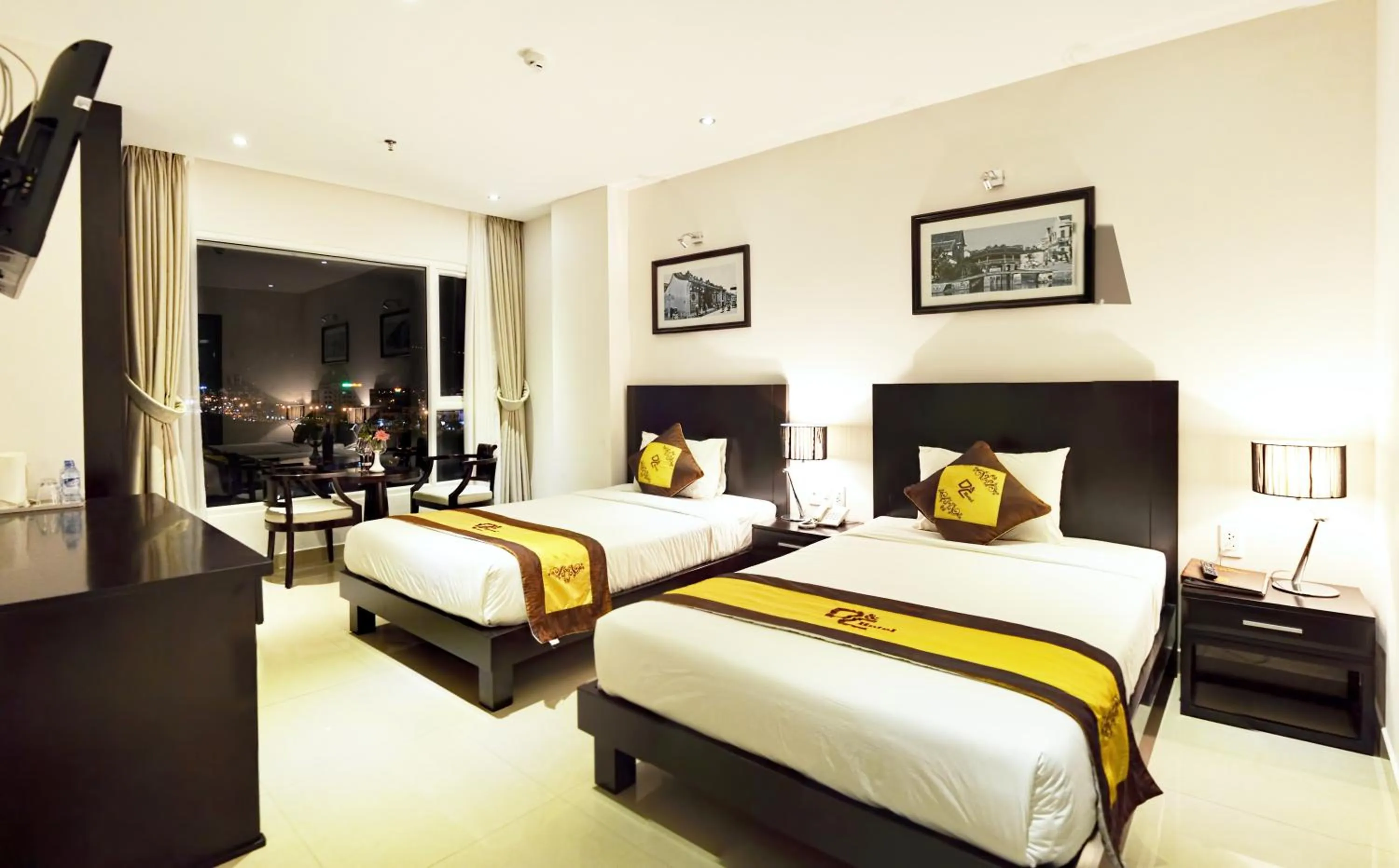 Bedroom, Bed in D&C Hotel