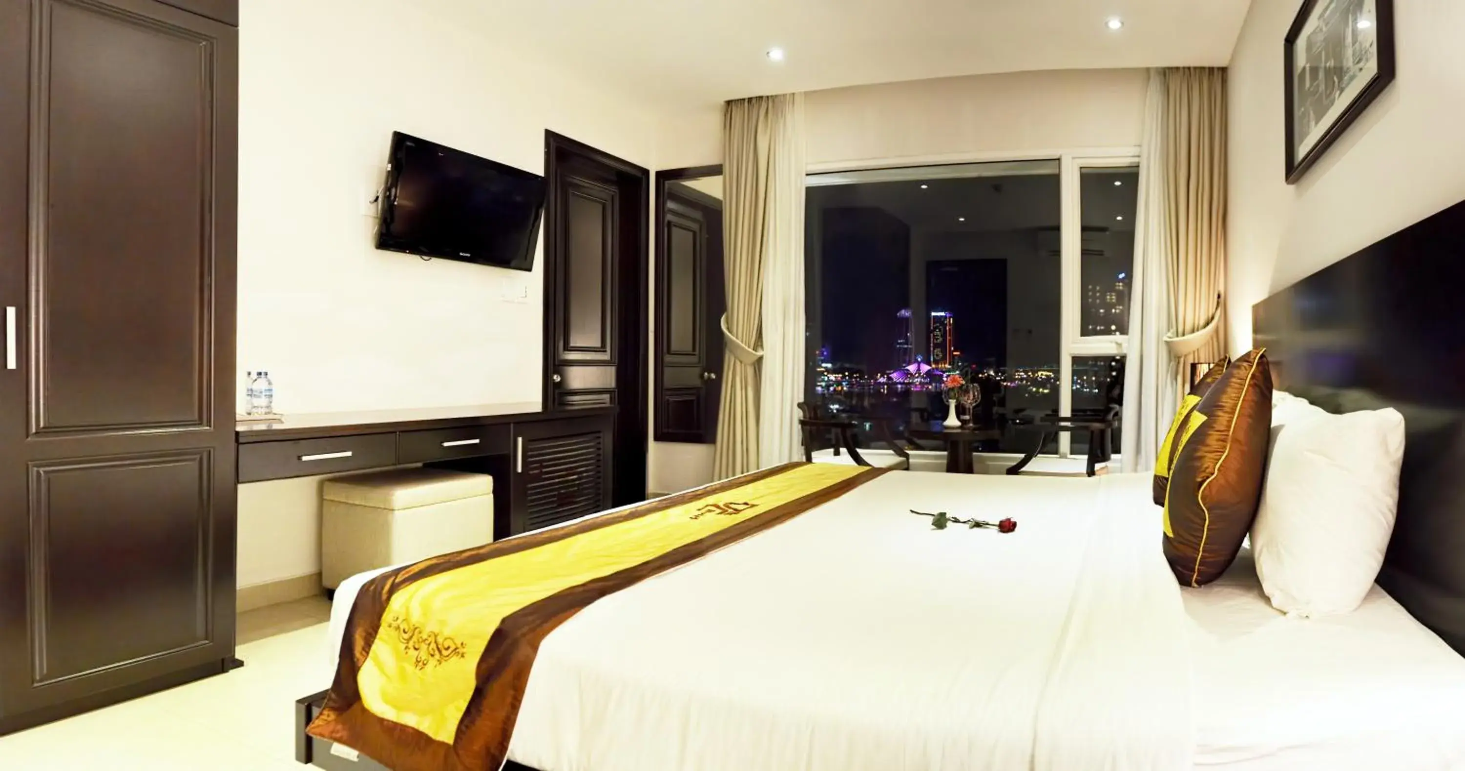 Bedroom, Bed in D&C Hotel Bedroom, Bed in D&C Hotel