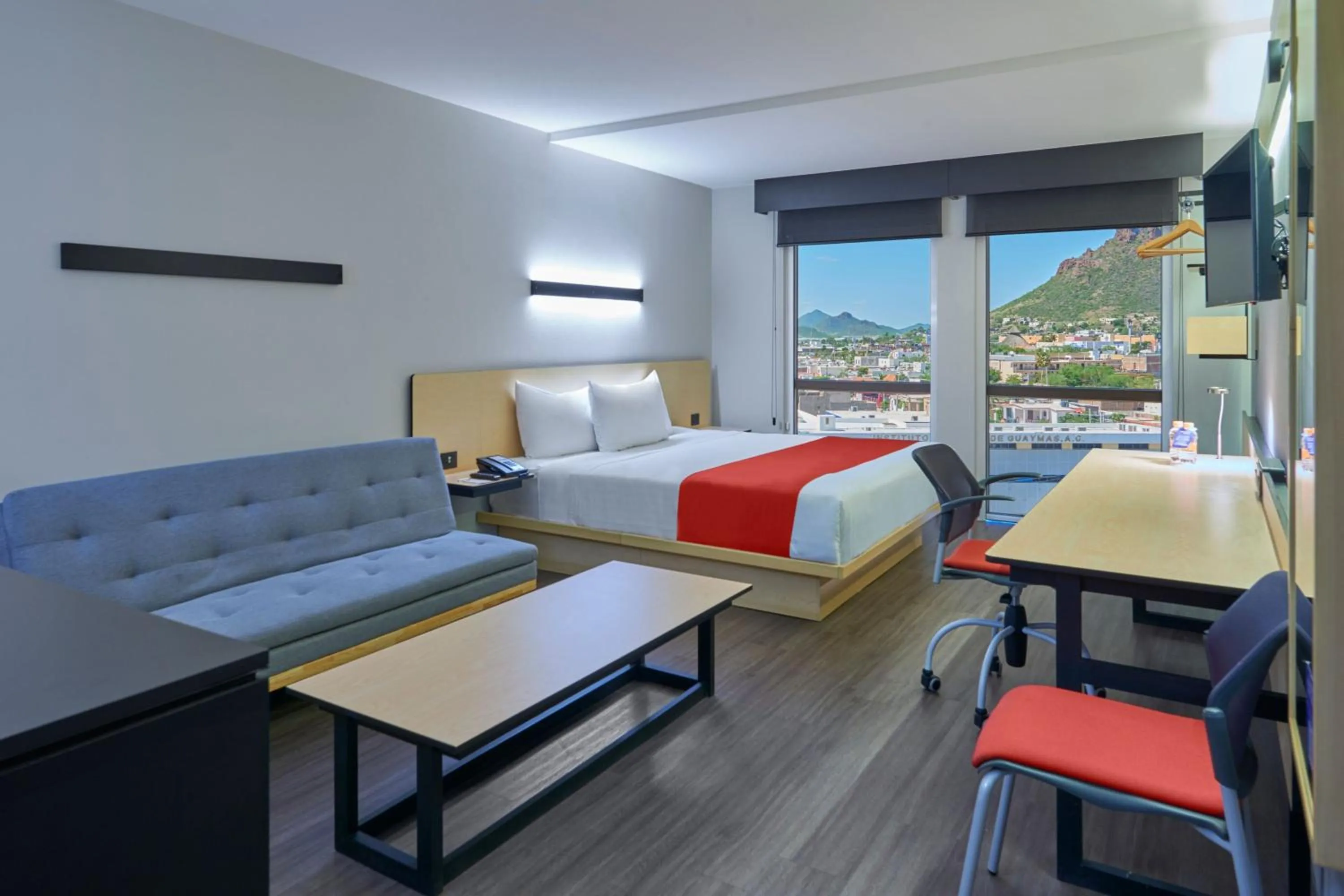 Bedroom, Bed in City Express by Marriott Guaymas