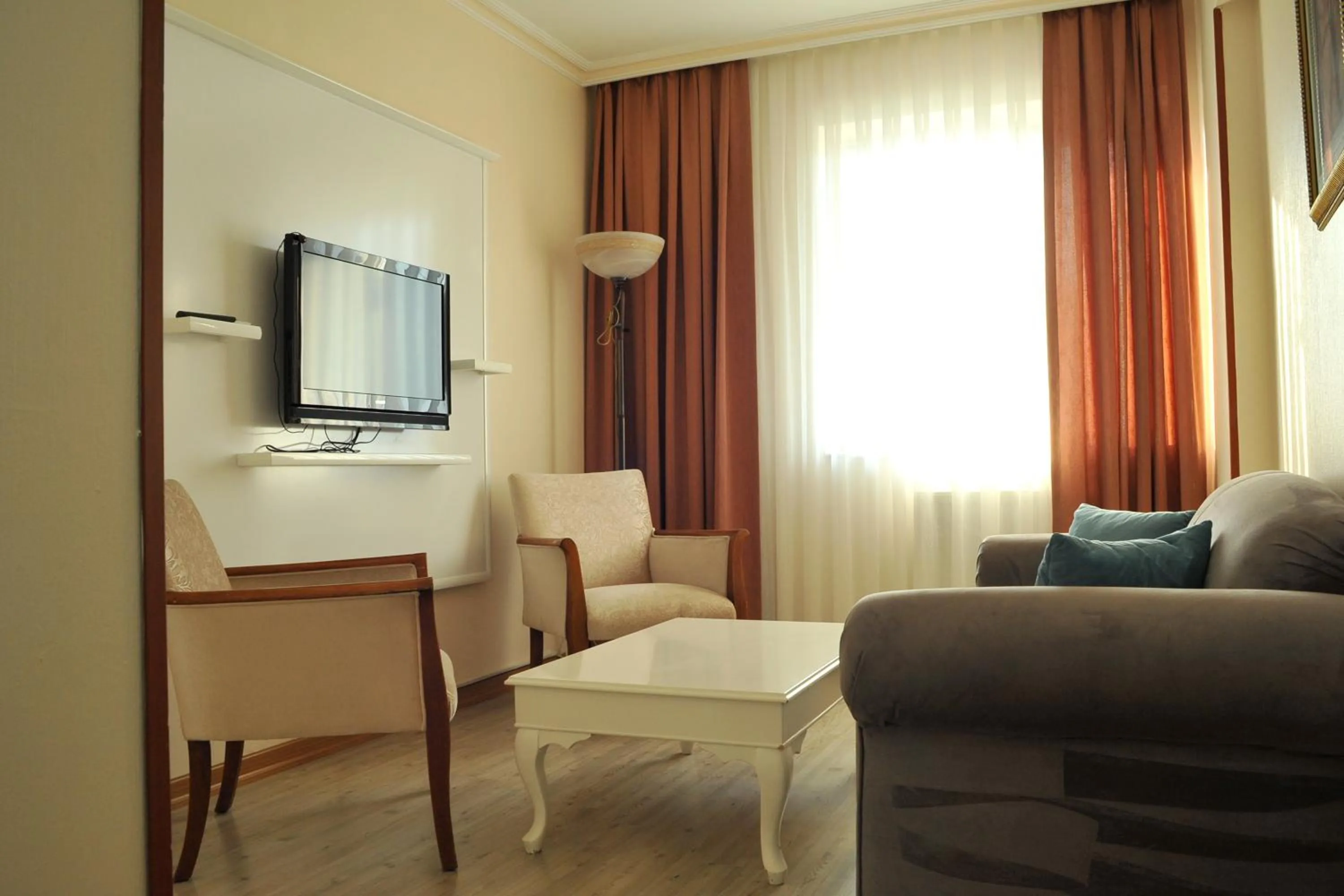 Living room in Lion City Hotel Ankara