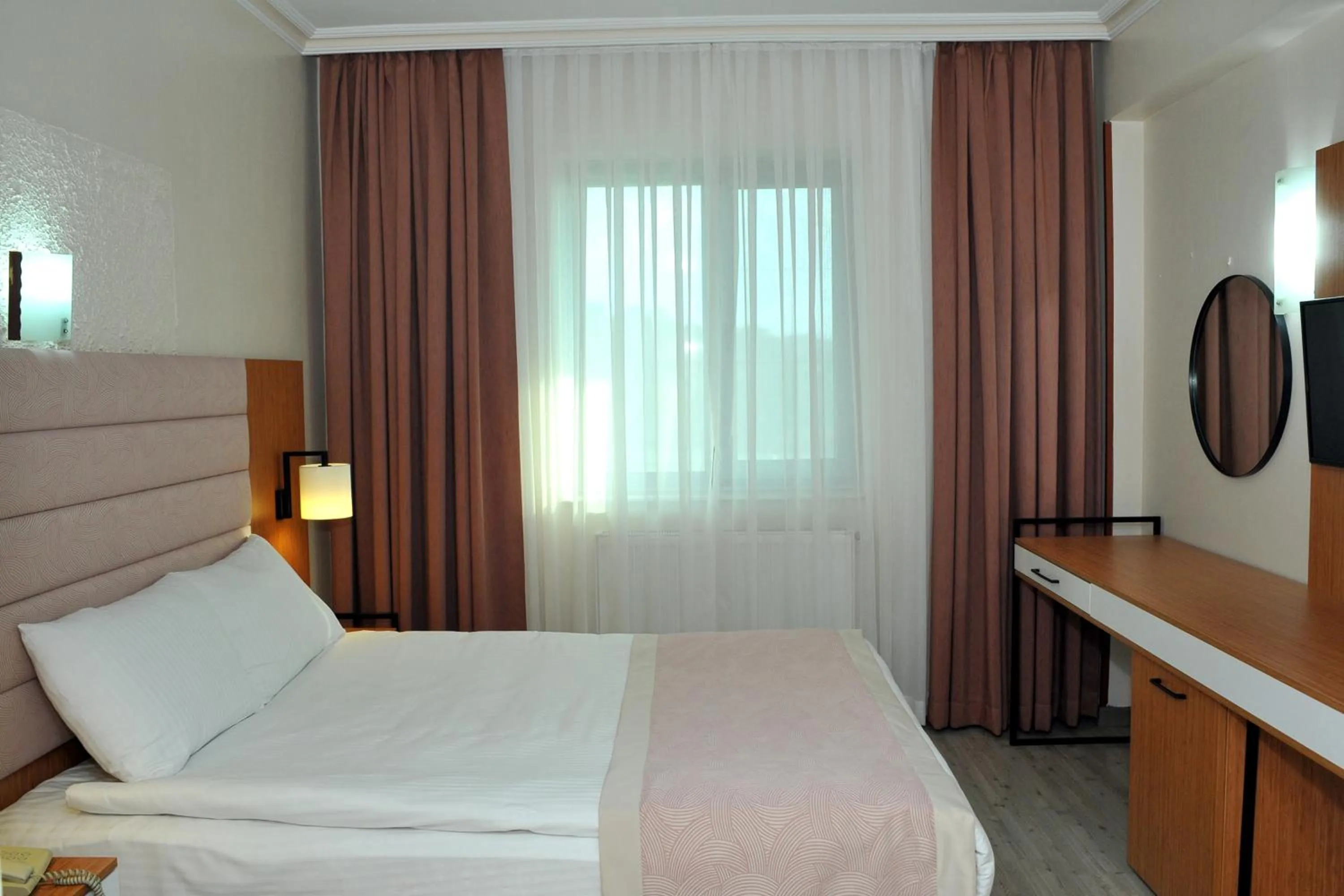 Photo of the whole room, Bed in Lion City Hotel Ankara