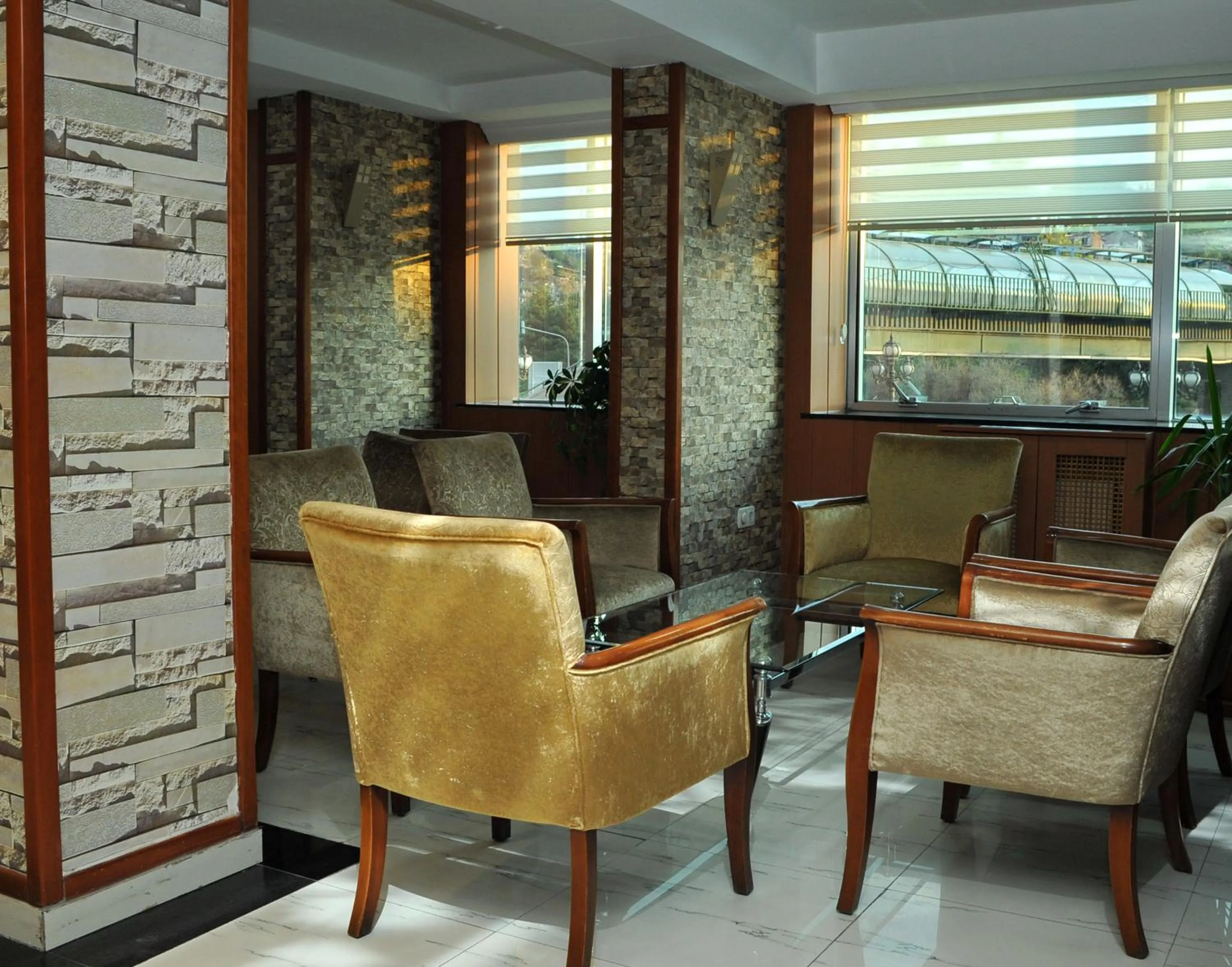 Lounge or bar in Lion City Hotel Ankara