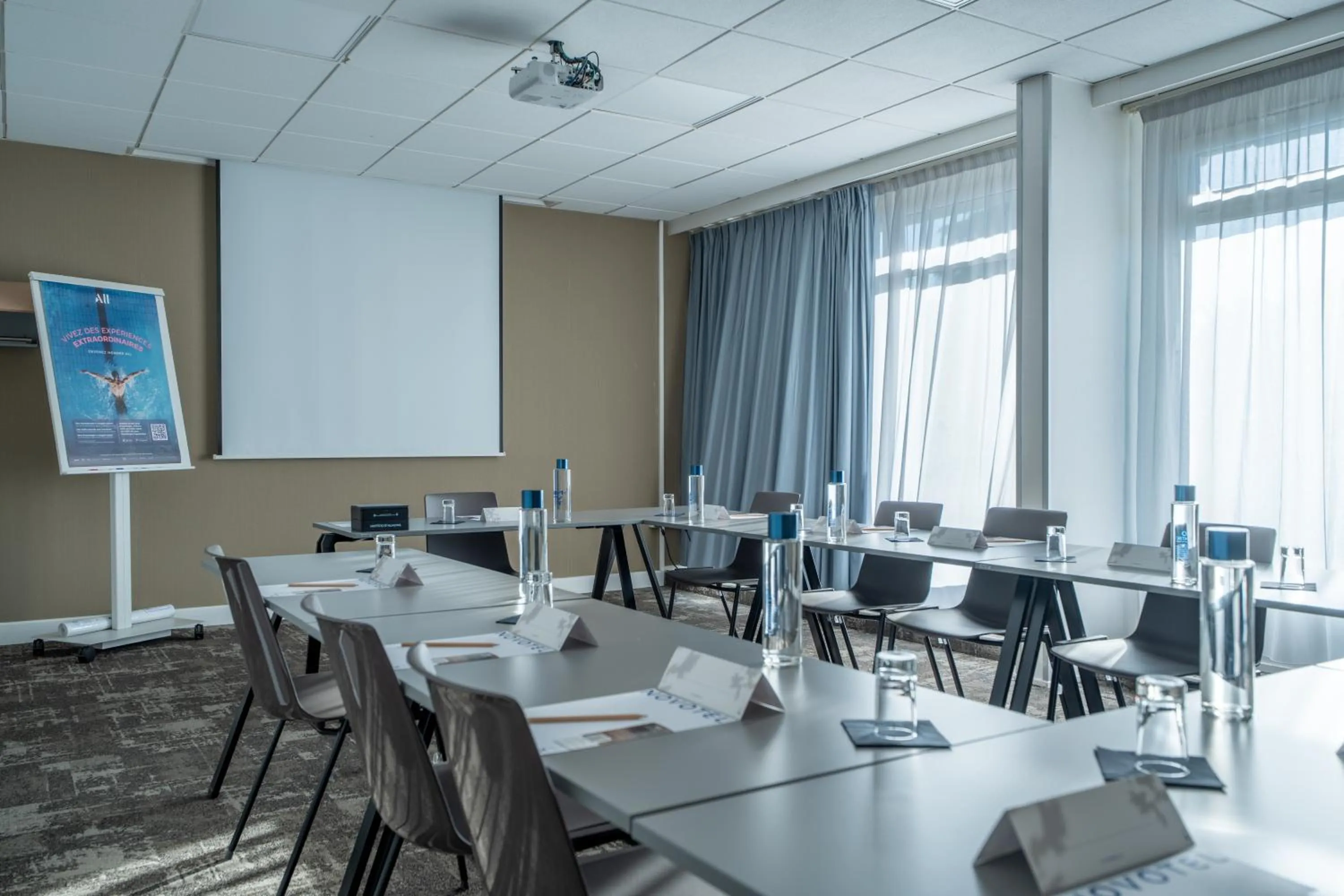 Meeting/conference room in Novotel Poissy Orgeval