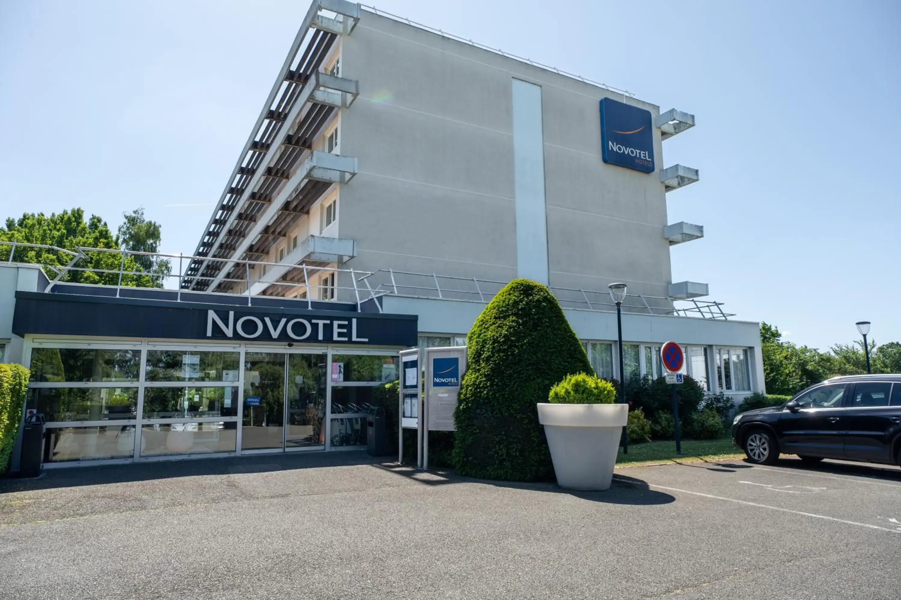 Property building in Novotel Poissy Orgeval Property building in Novotel Poissy Orgeval