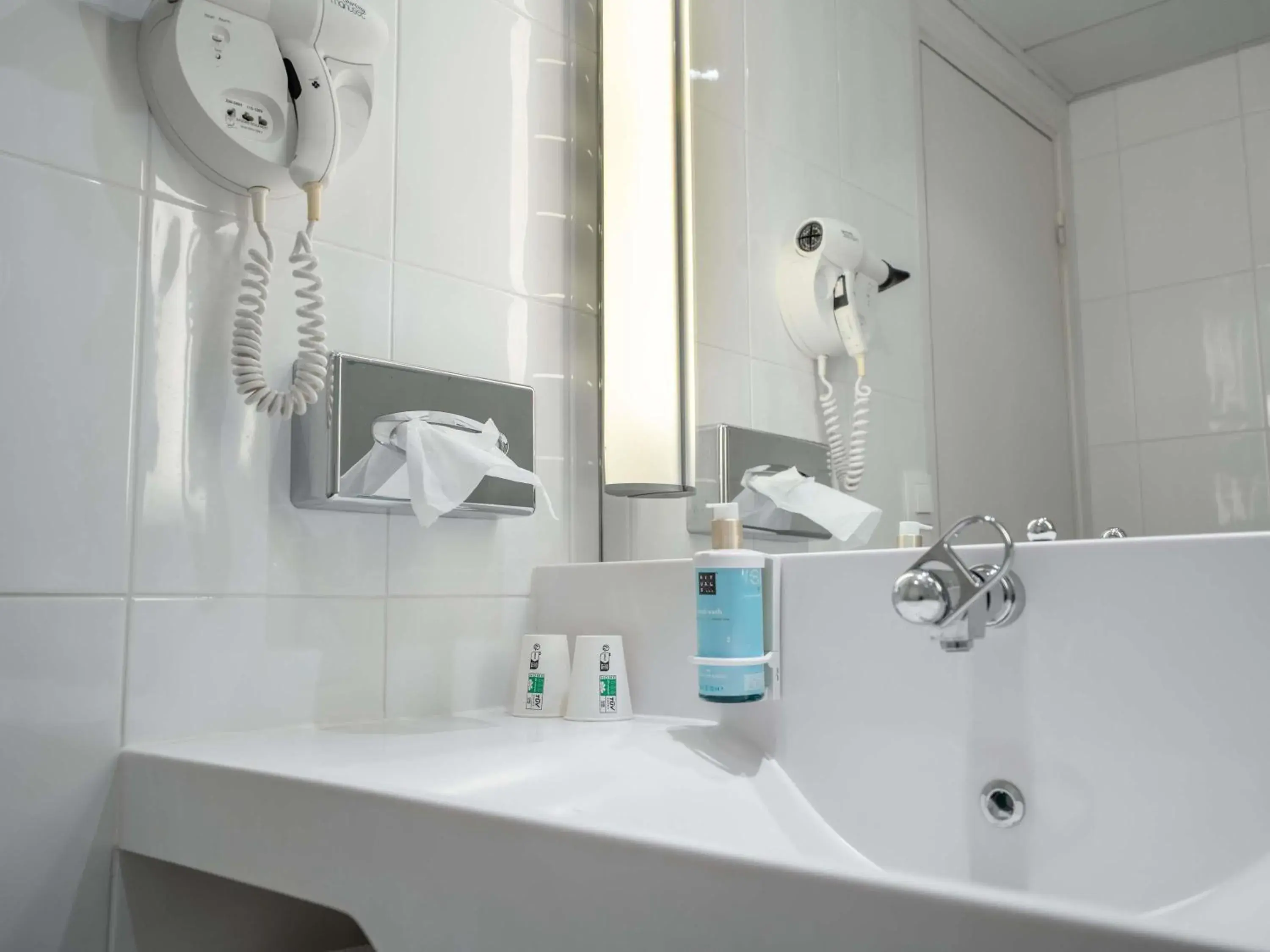 Bedroom in Novotel Poissy Orgeval Bedroom in Novotel Poissy Orgeval