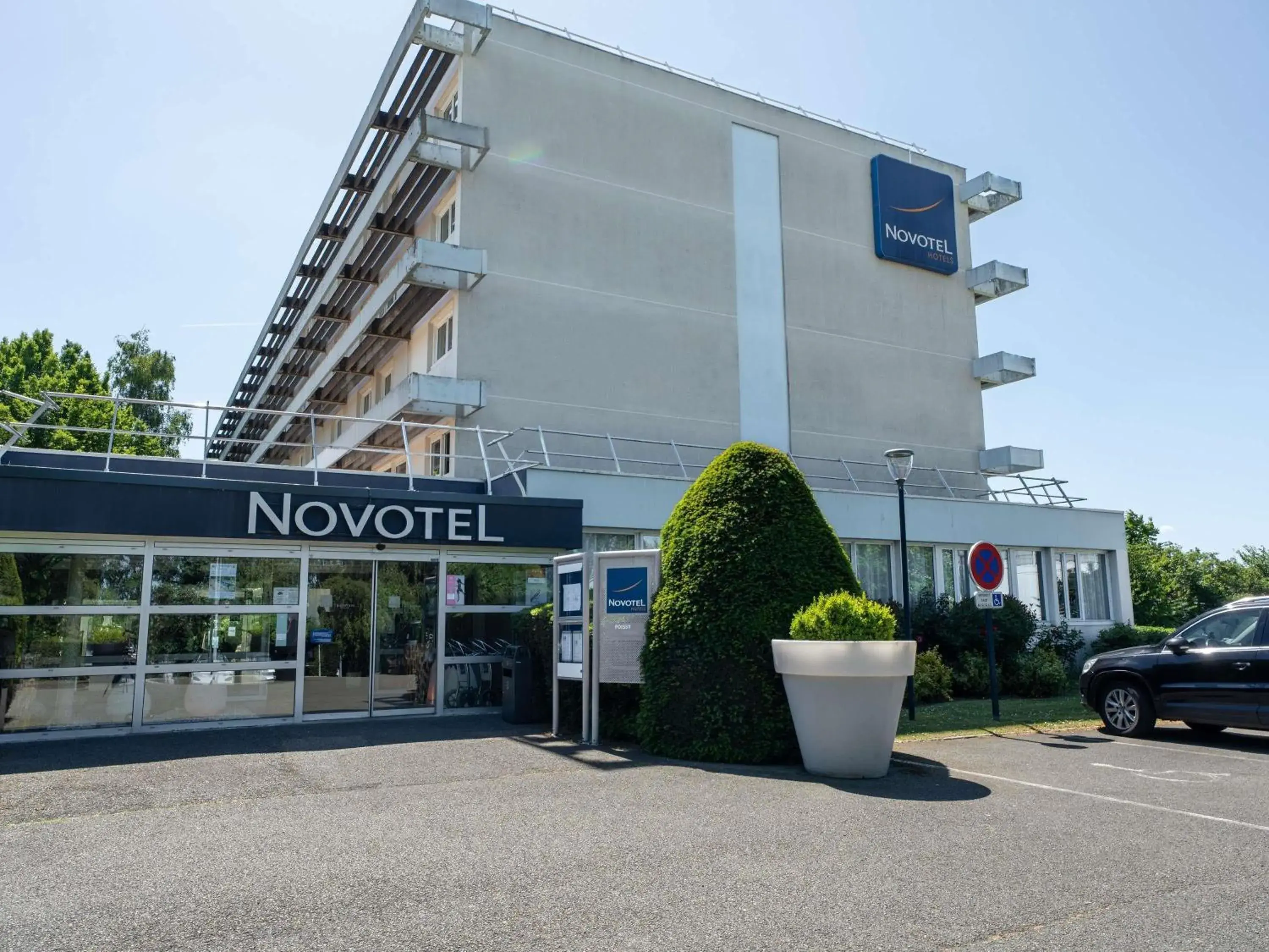 Property building in Novotel Poissy Orgeval Property building in Novotel Poissy Orgeval