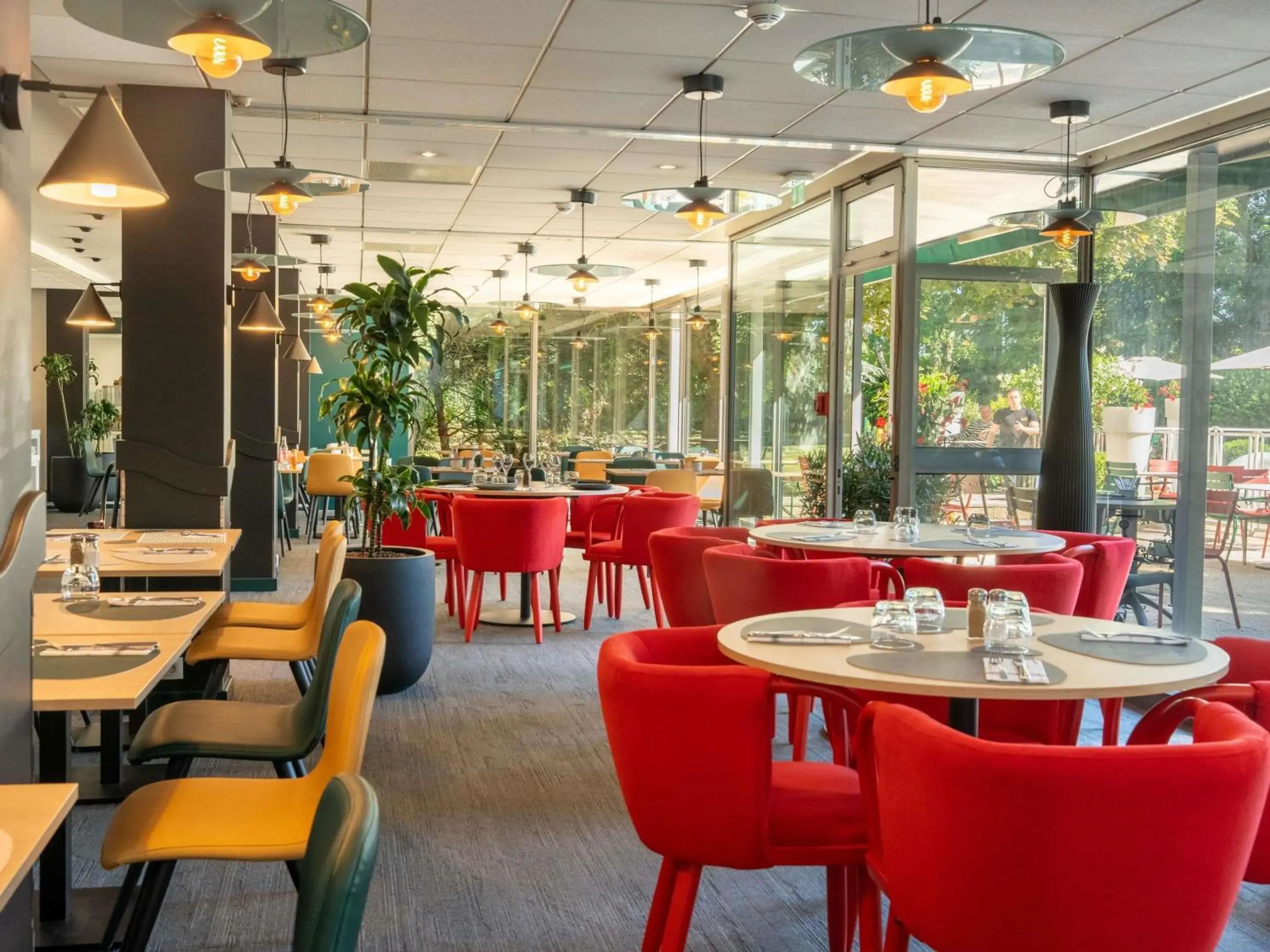 Restaurant/places to eat in Novotel Poissy Orgeval Restaurant/places to eat in Novotel Poissy Orgeval