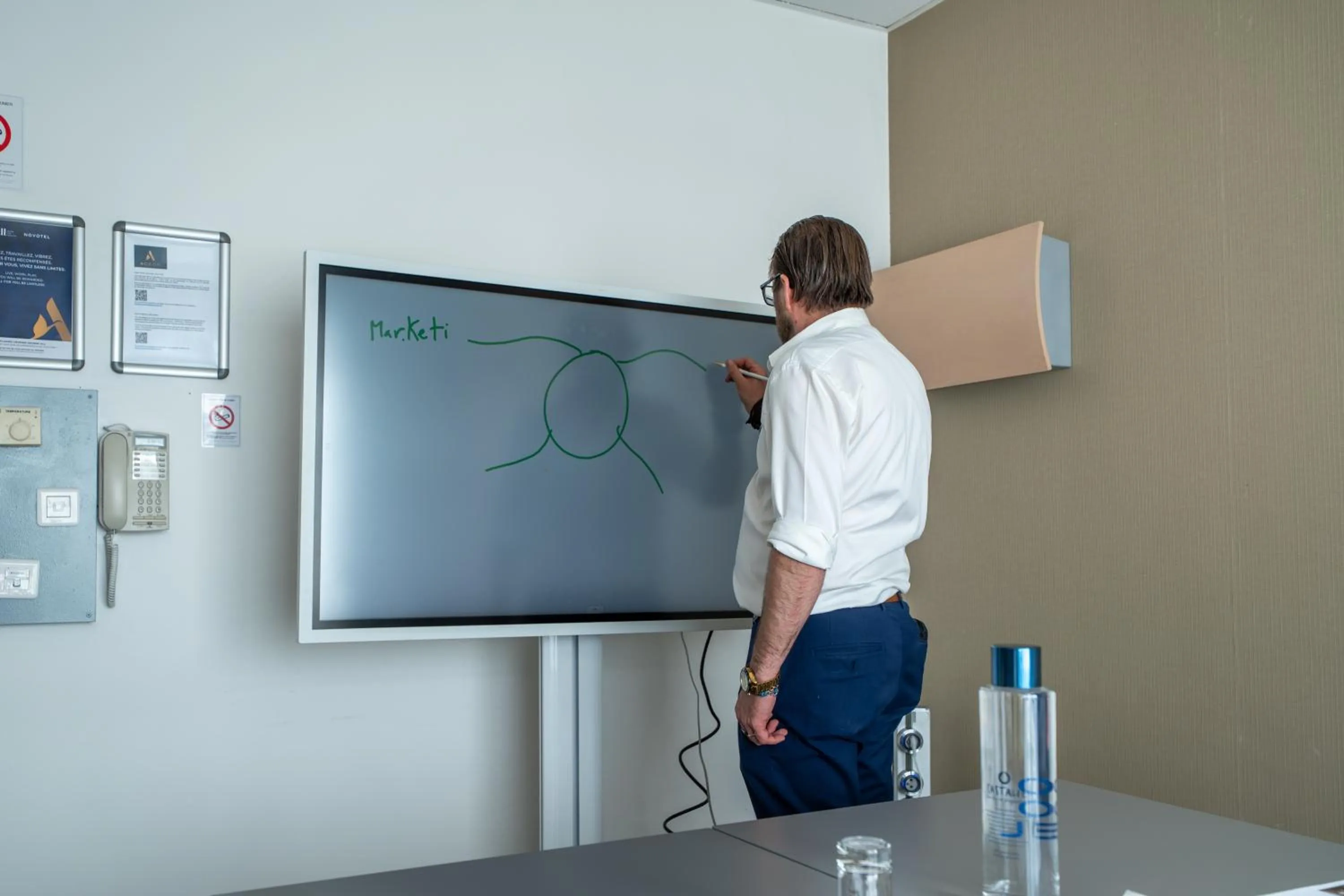 Meeting/conference room in Novotel Poissy Orgeval