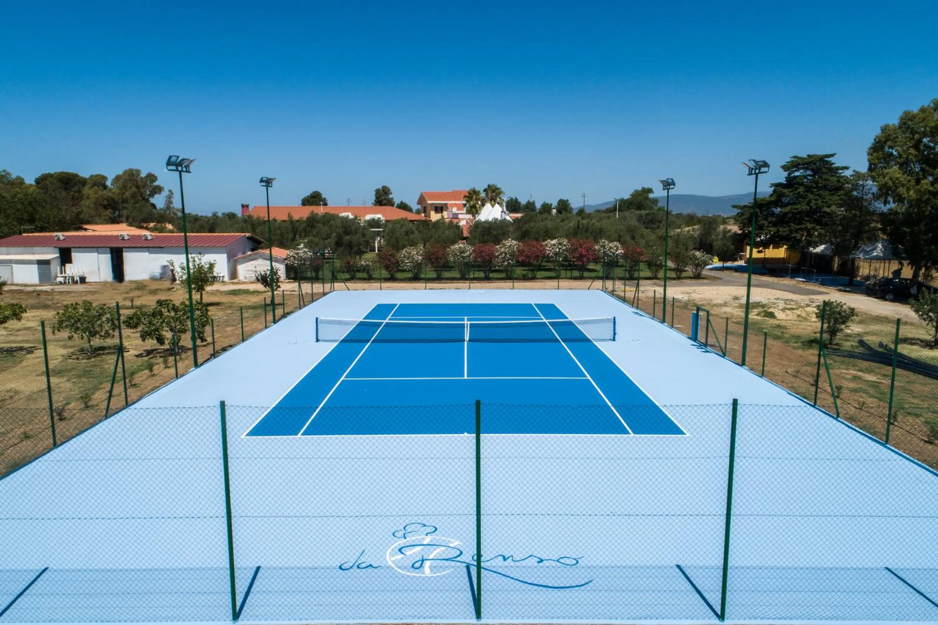 Tennis court in Locanda Da Renzo