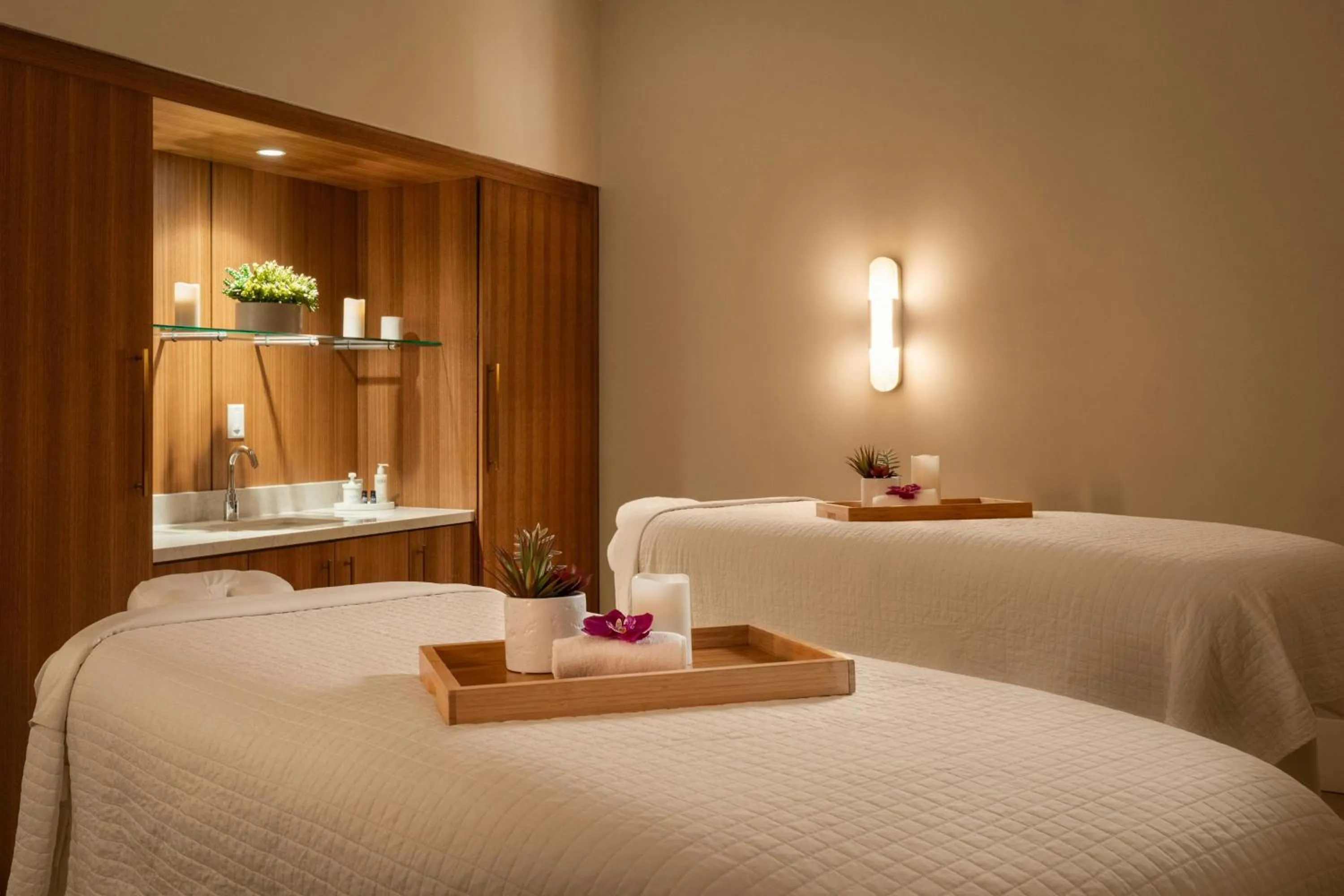 Spa and wellness centre/facilities, Bed in Hotel Effie Sandestin Resort, Autograph Collection