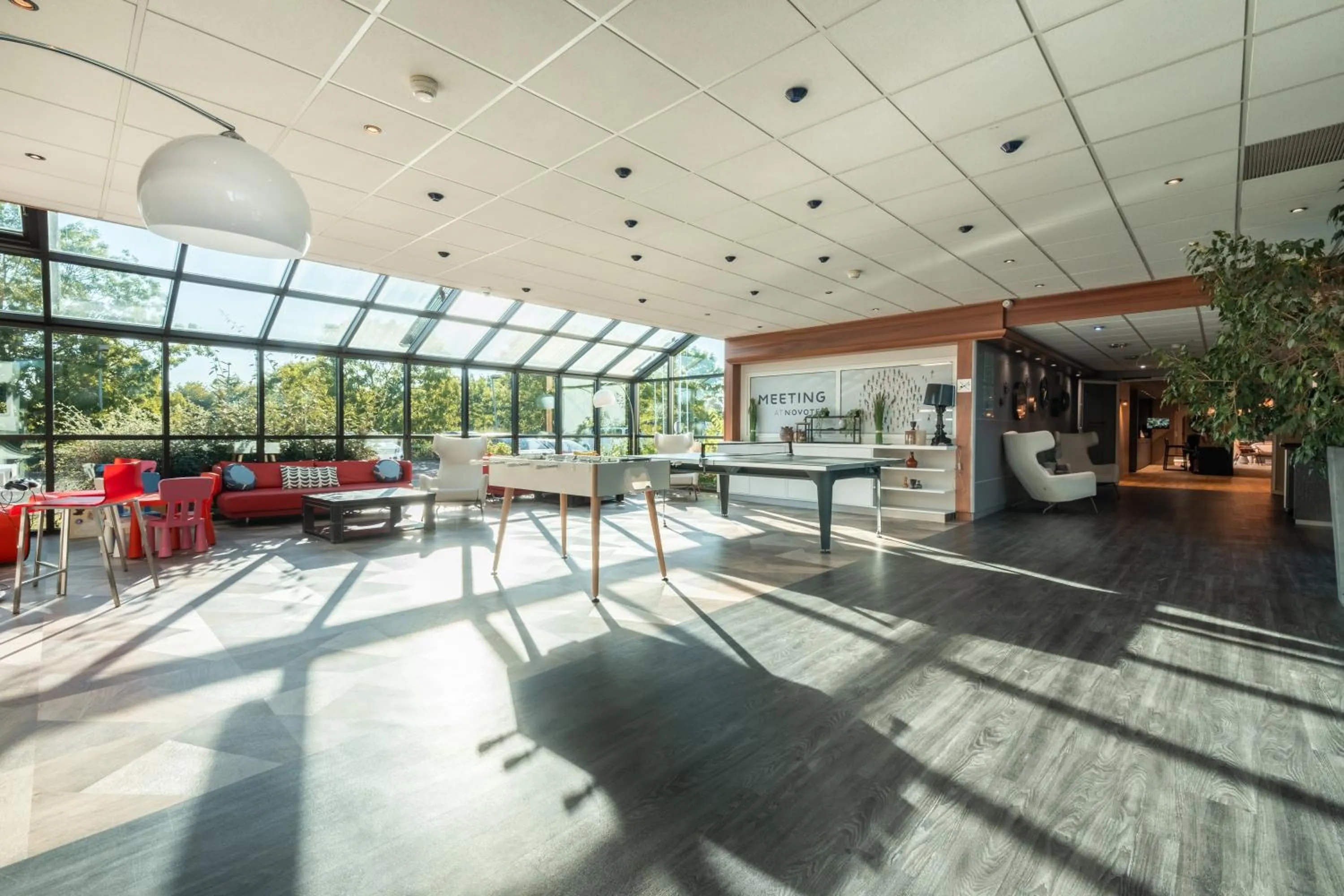 Game Room in Novotel Chartres