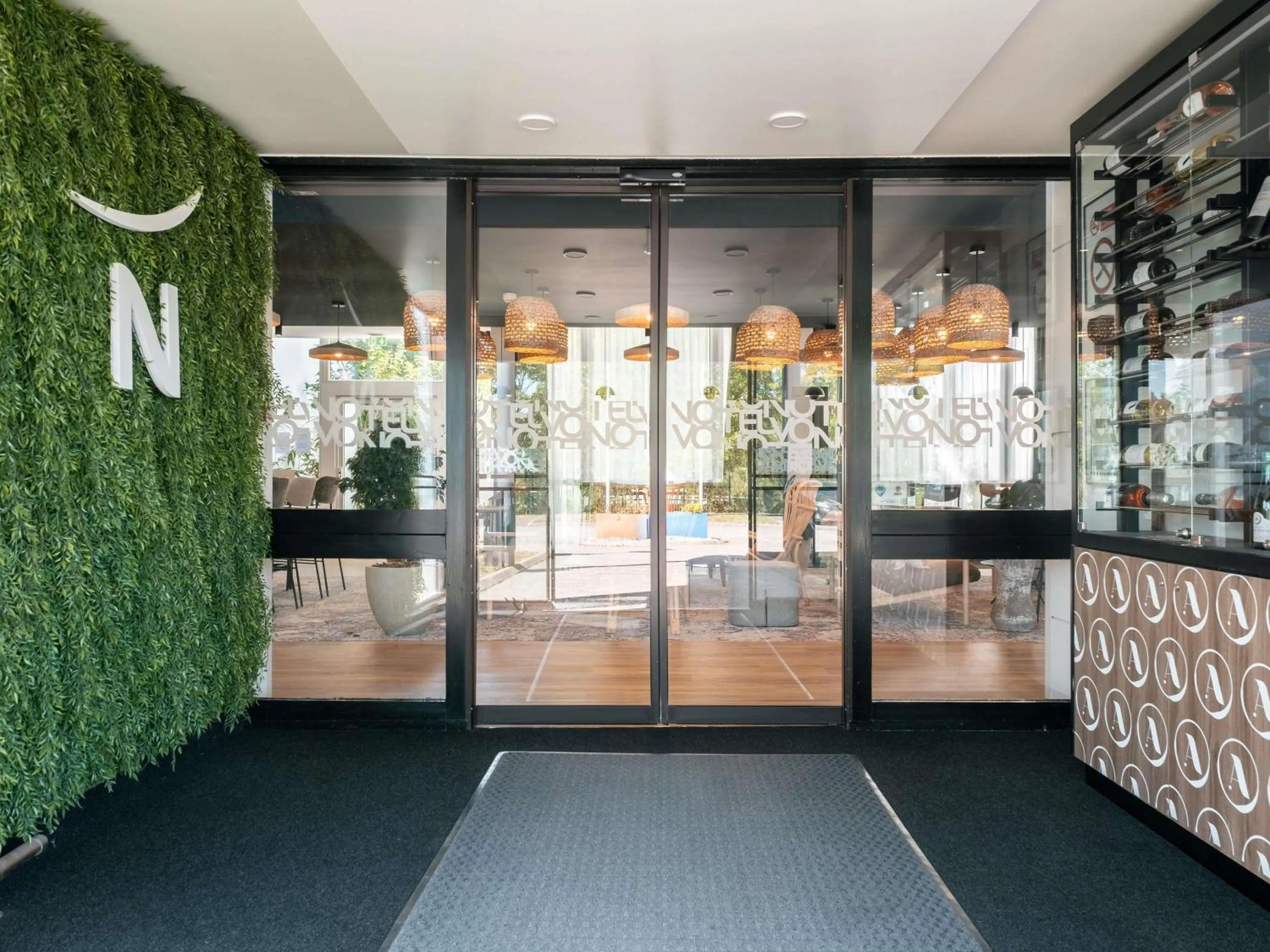 Property building in Novotel Chartres