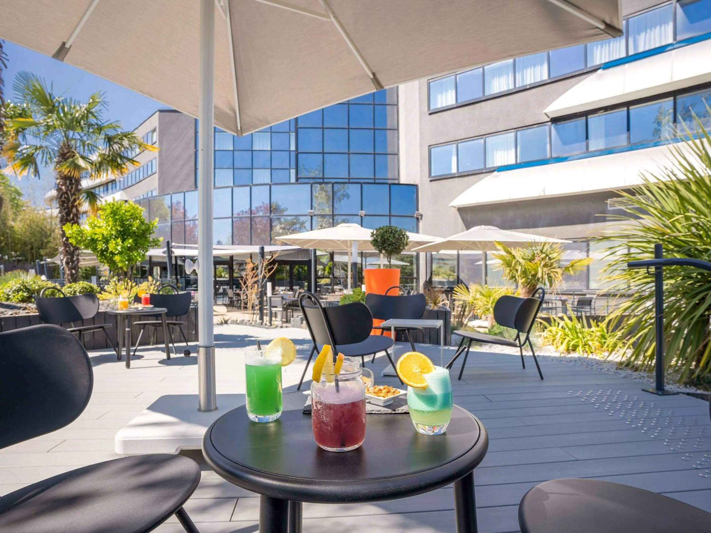 Restaurant/places to eat in Novotel Poitiers Site du Futuroscope