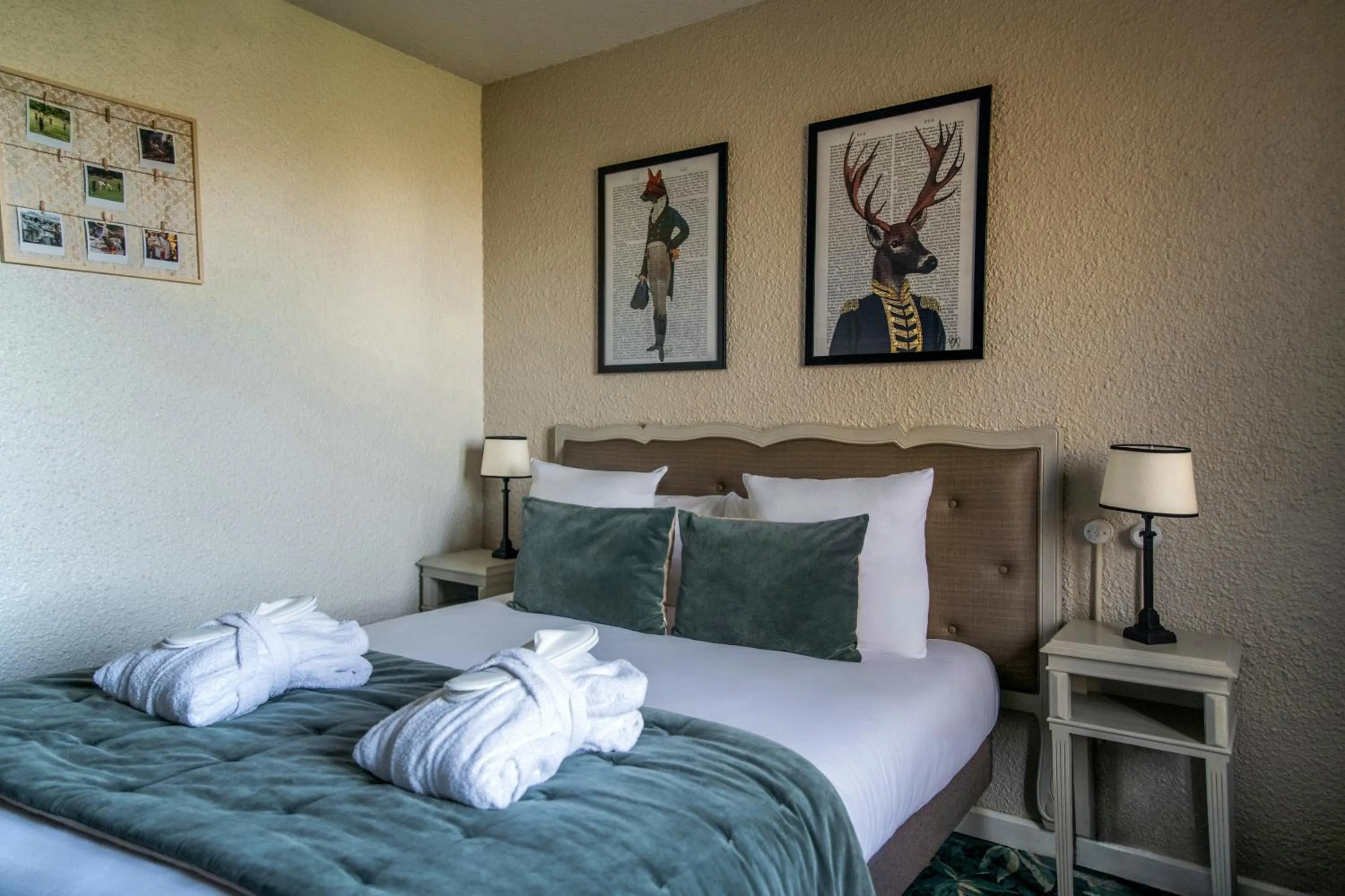 Photo of the whole room, Bed in Hotel Novotel Domaine de Maffliers - Paris Val-d'Oise