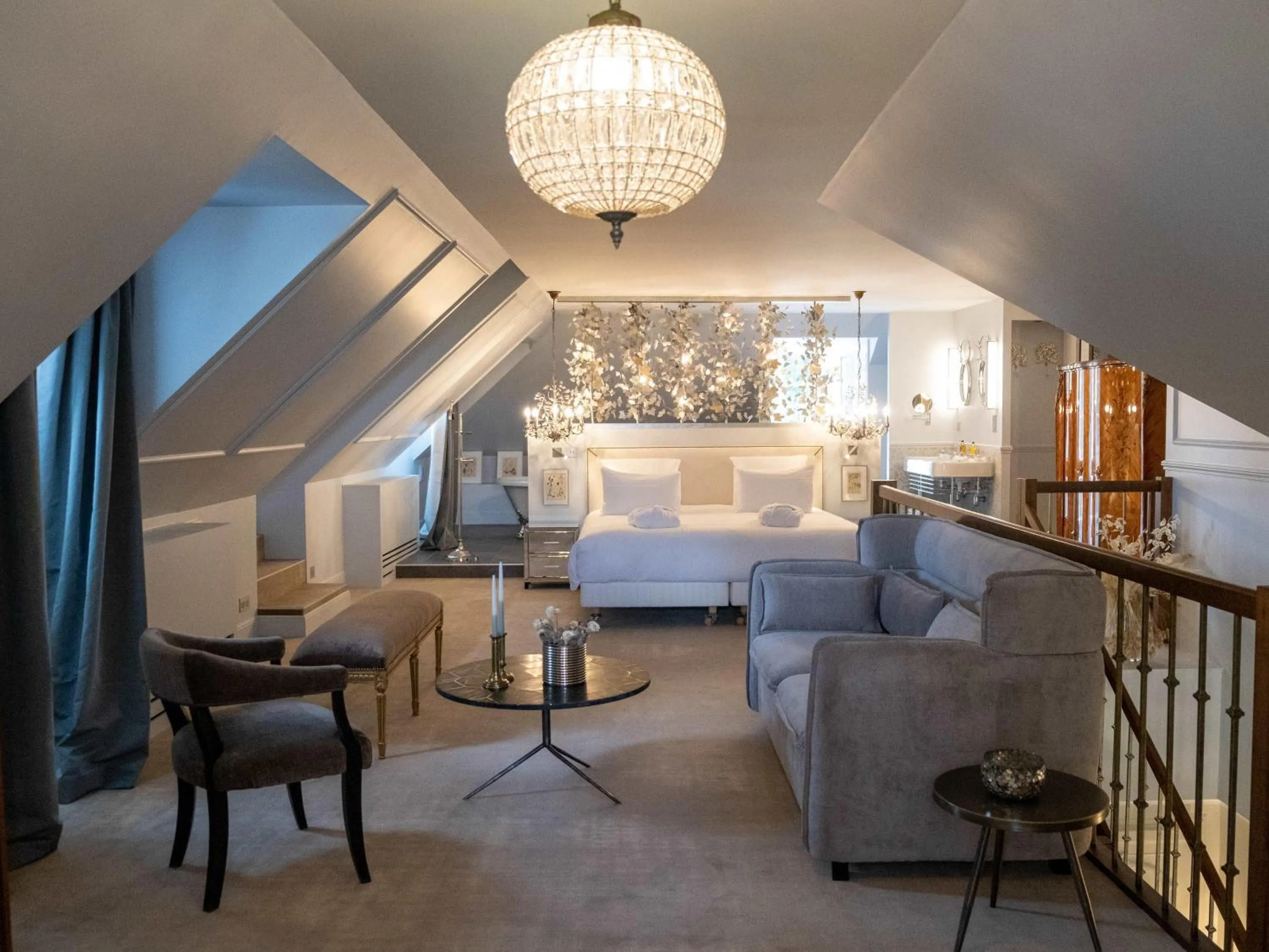 Bedroom, Bed in Hotel Novotel Domaine de Maffliers - Paris Val-d'Oise