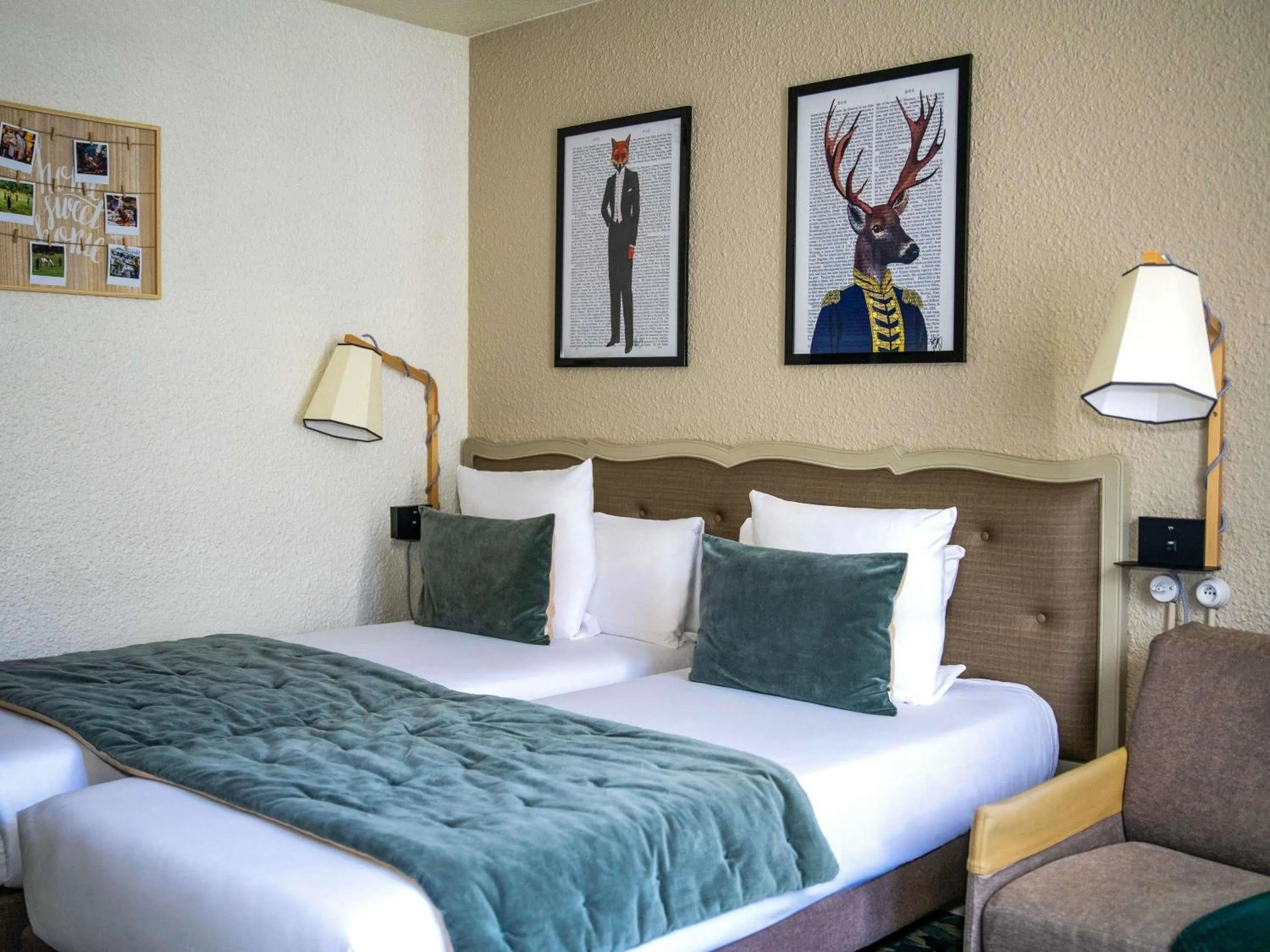 Bedroom, Bed in Hotel Novotel Domaine de Maffliers - Paris Val-d'Oise