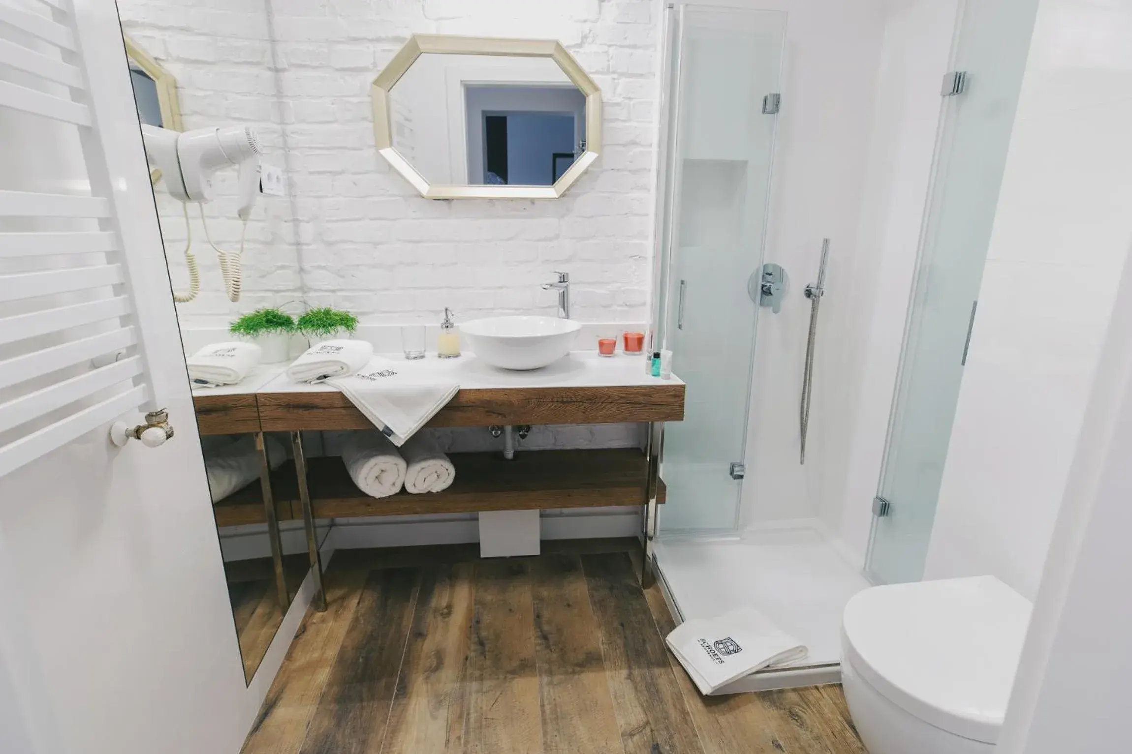 Superior Double Room in Apartamenty Schoeps Residence by Noclegi Renters Superior Double Room in Apartamenty Schoeps Residence by Noclegi Renters