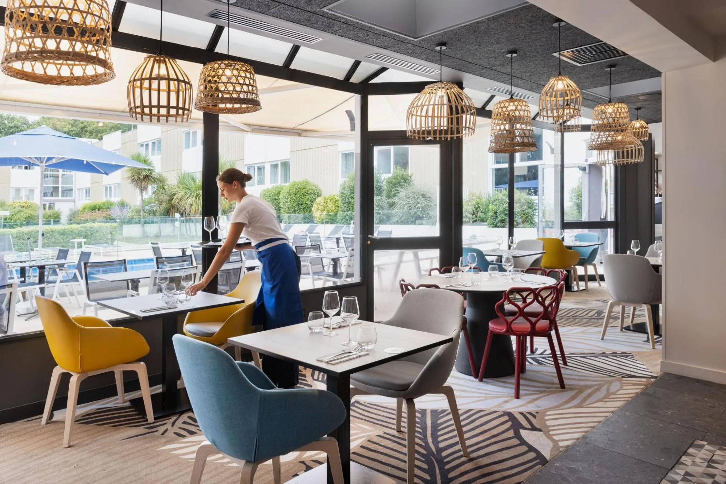 Restaurant/places to eat in Novotel Rennes Alma