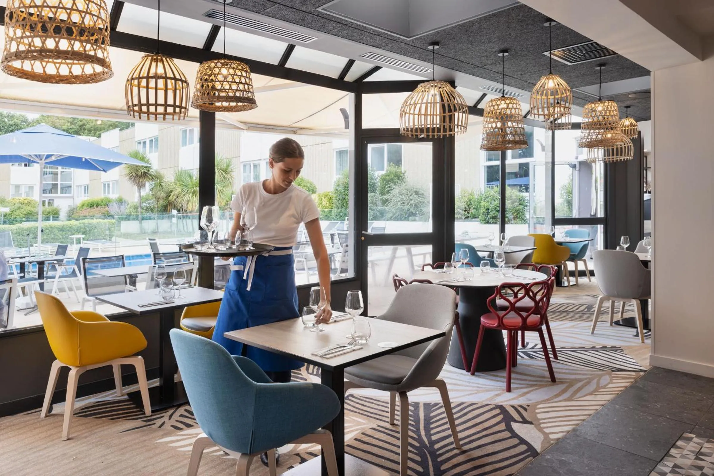 Restaurant/places to eat in Novotel Rennes Alma