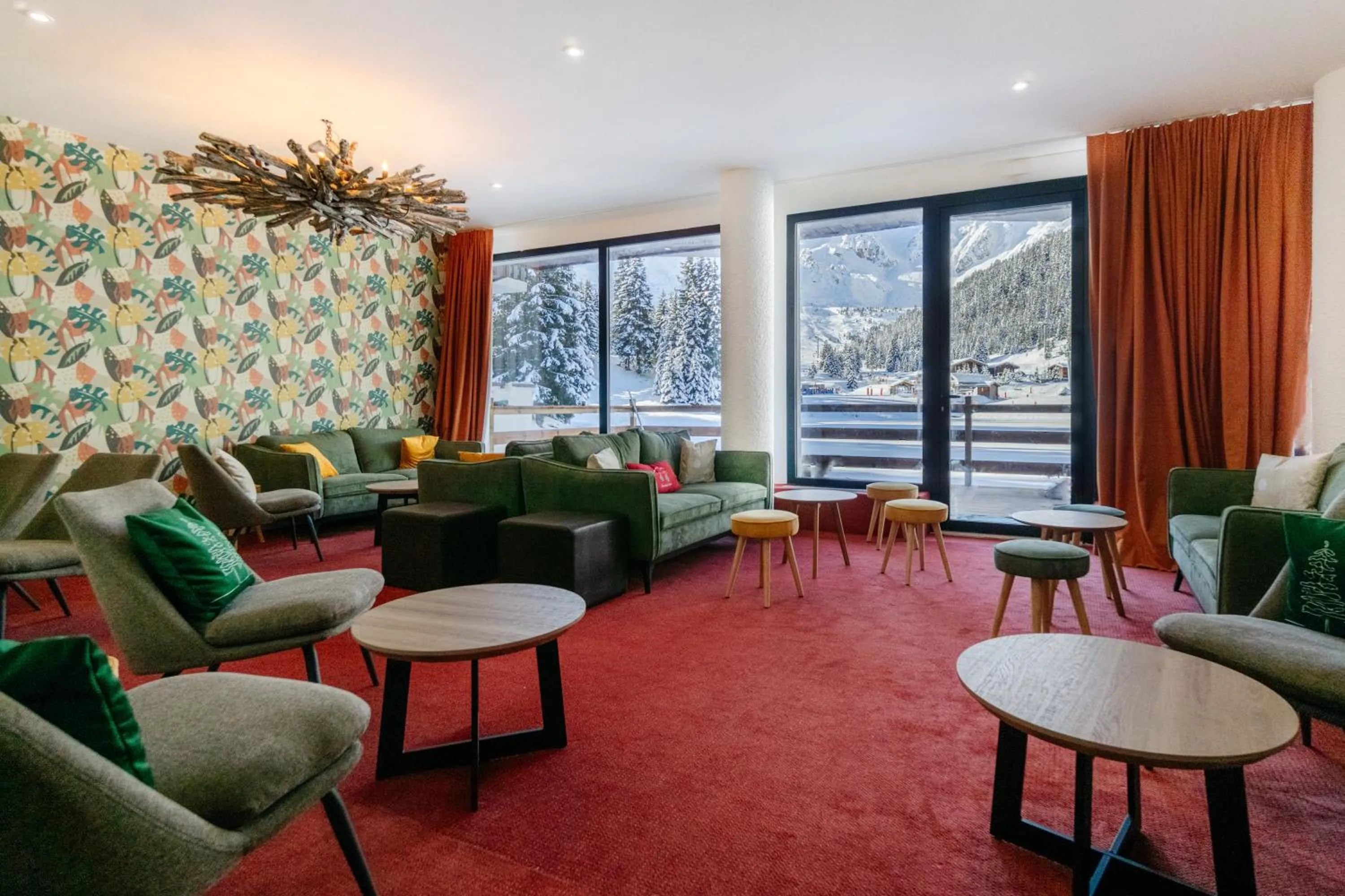 Restaurant/places to eat in Lake Hotel Courchevel 1850