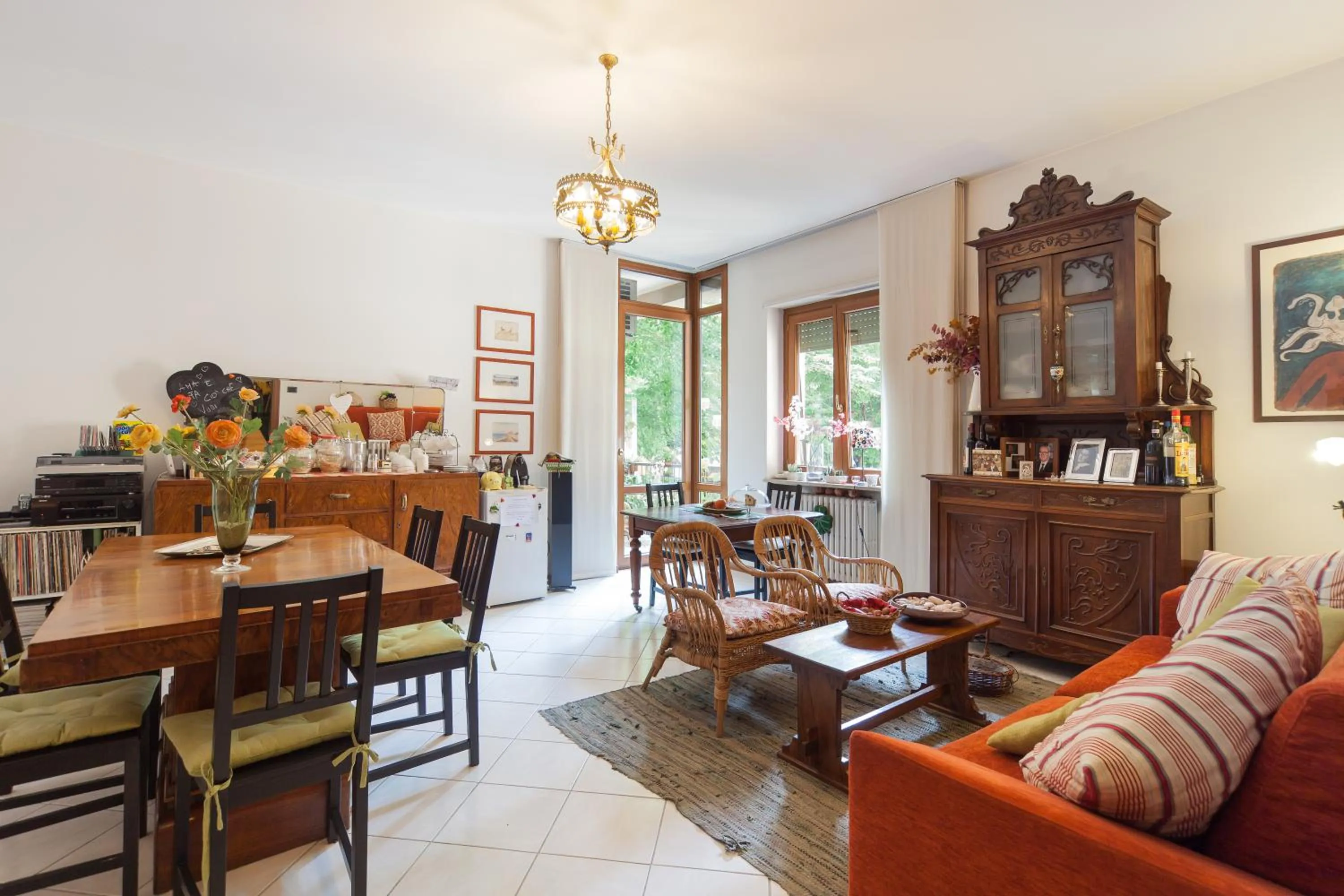 Communal lounge/ TV room in Al Quadrifoglio Bed & Breakfast