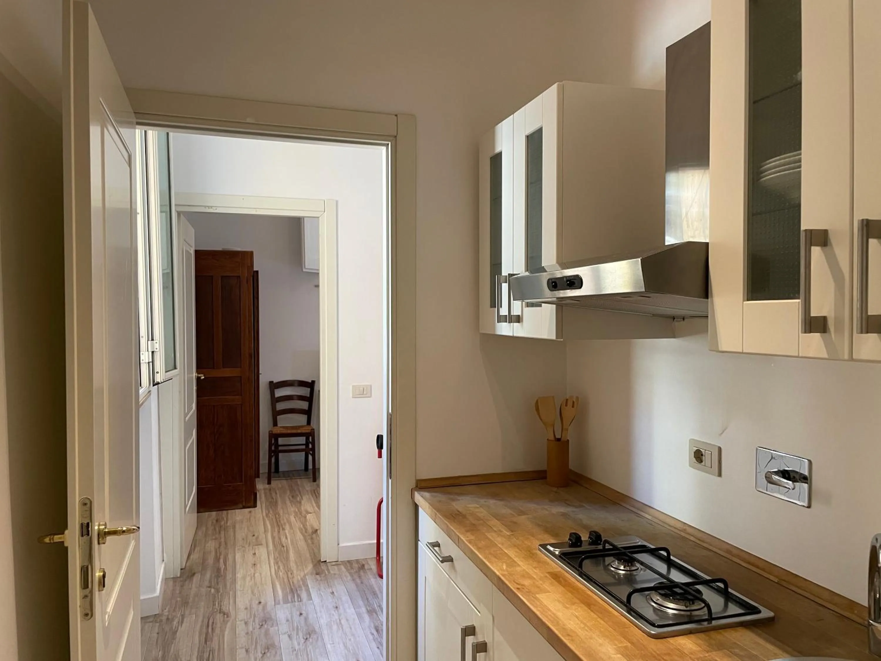 Kitchen or kitchenette in B&B Santi Quattro Al Colosseo