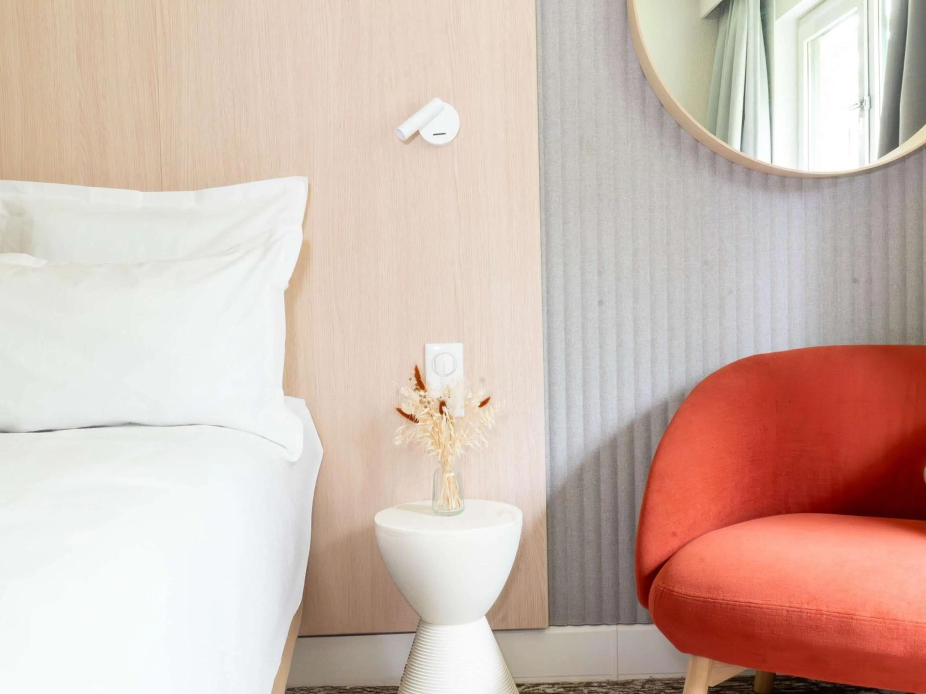 Bedroom in Novotel Rouen Sud