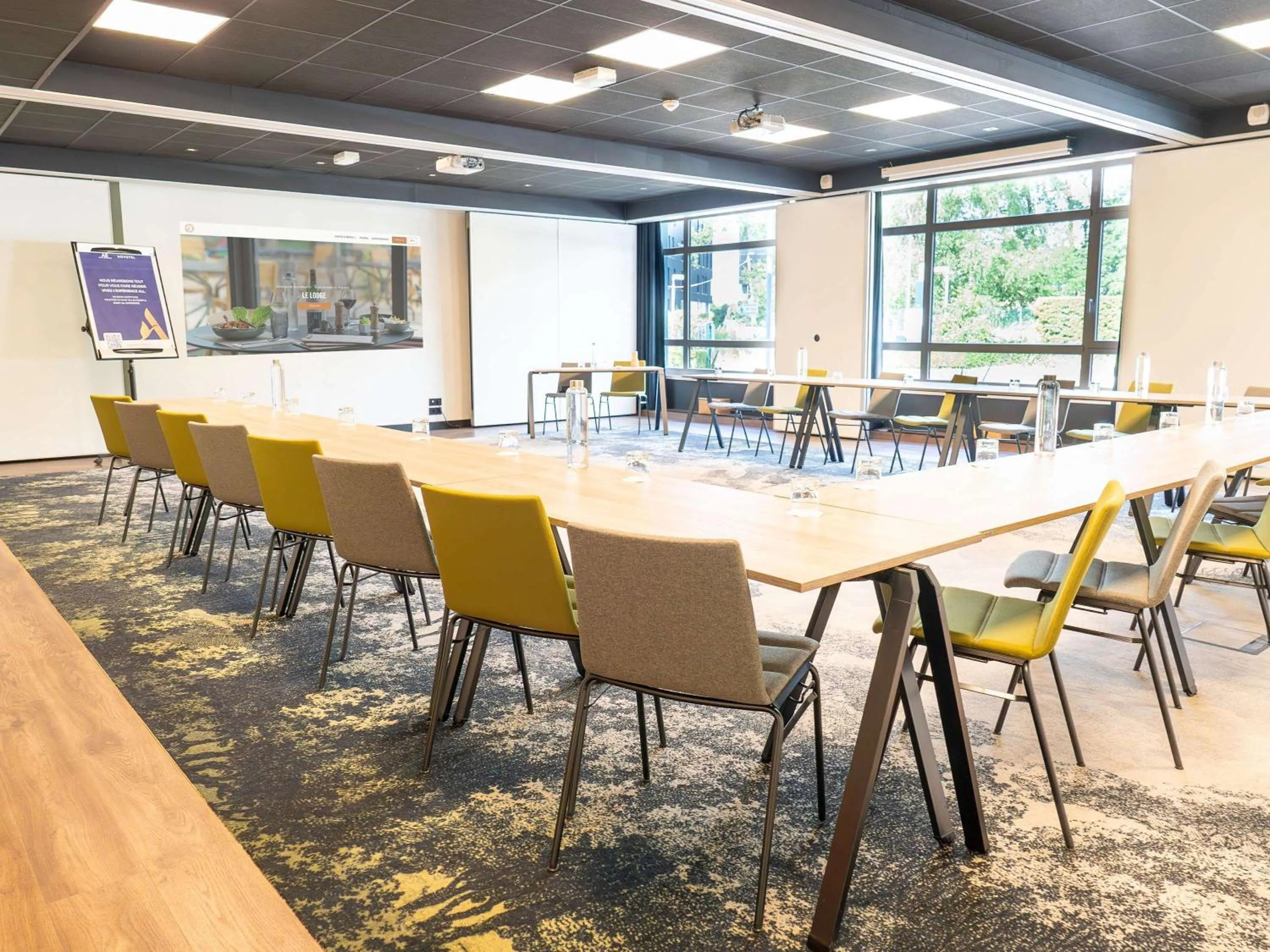 Meeting/conference room in Novotel Rouen Sud