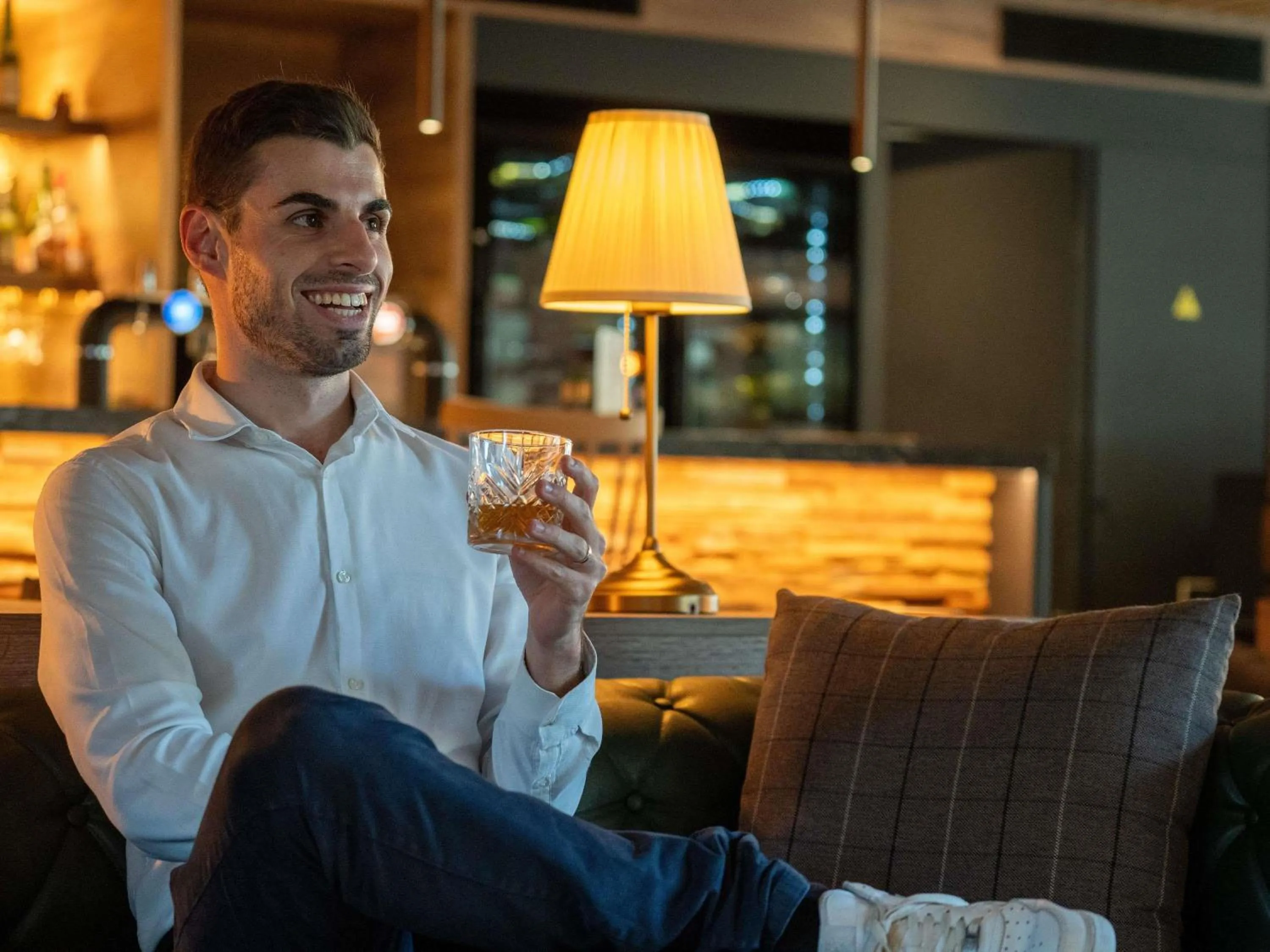 Lounge or bar in Novotel Rouen Sud Zenith Parc Expo