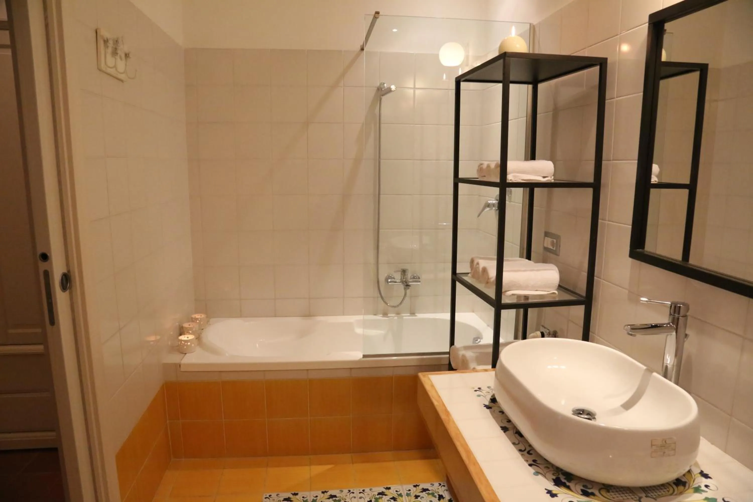 Bathroom in Albergo Ristorante Cavaliere