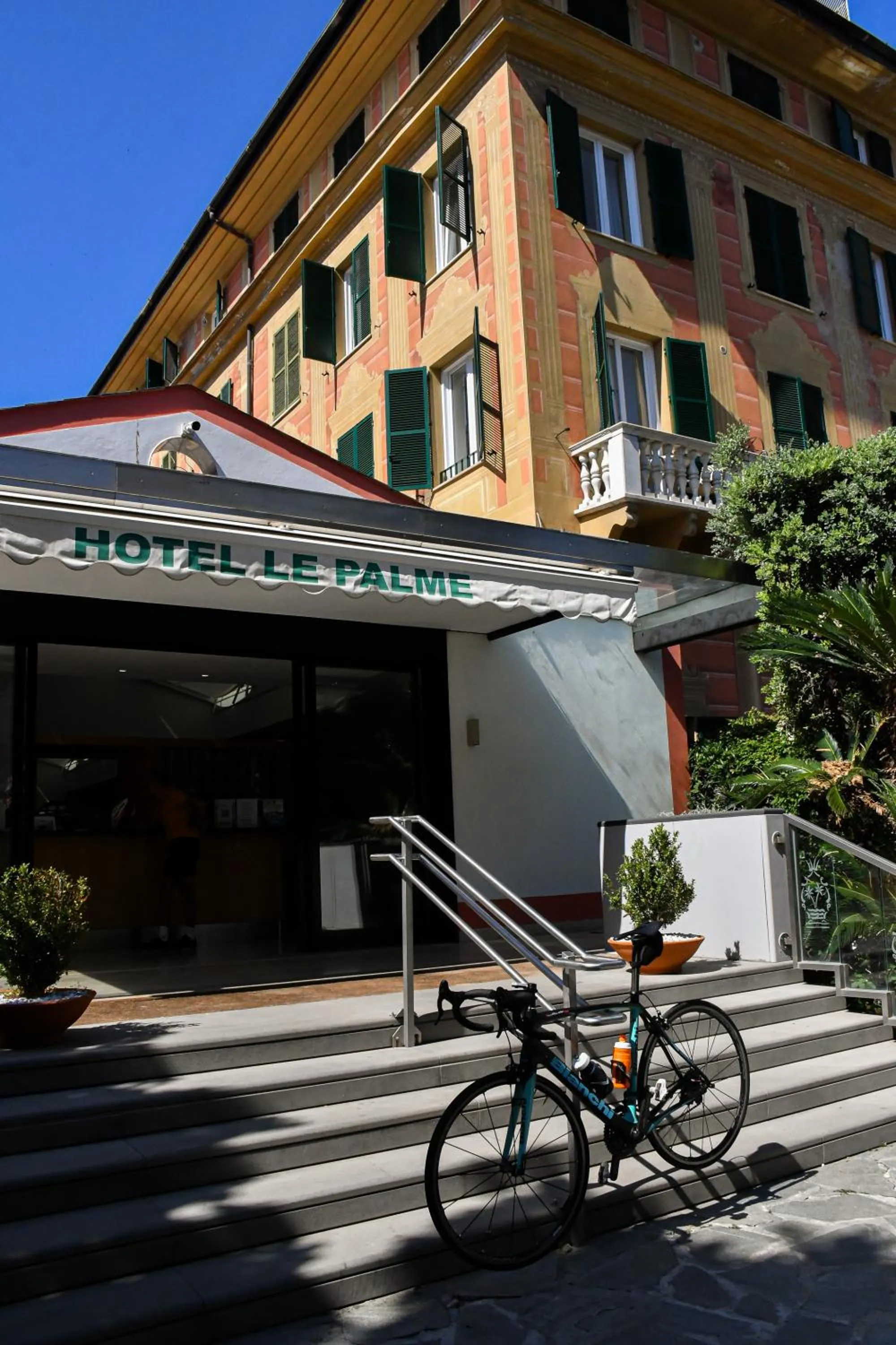 Property building in Hotel Le Palme