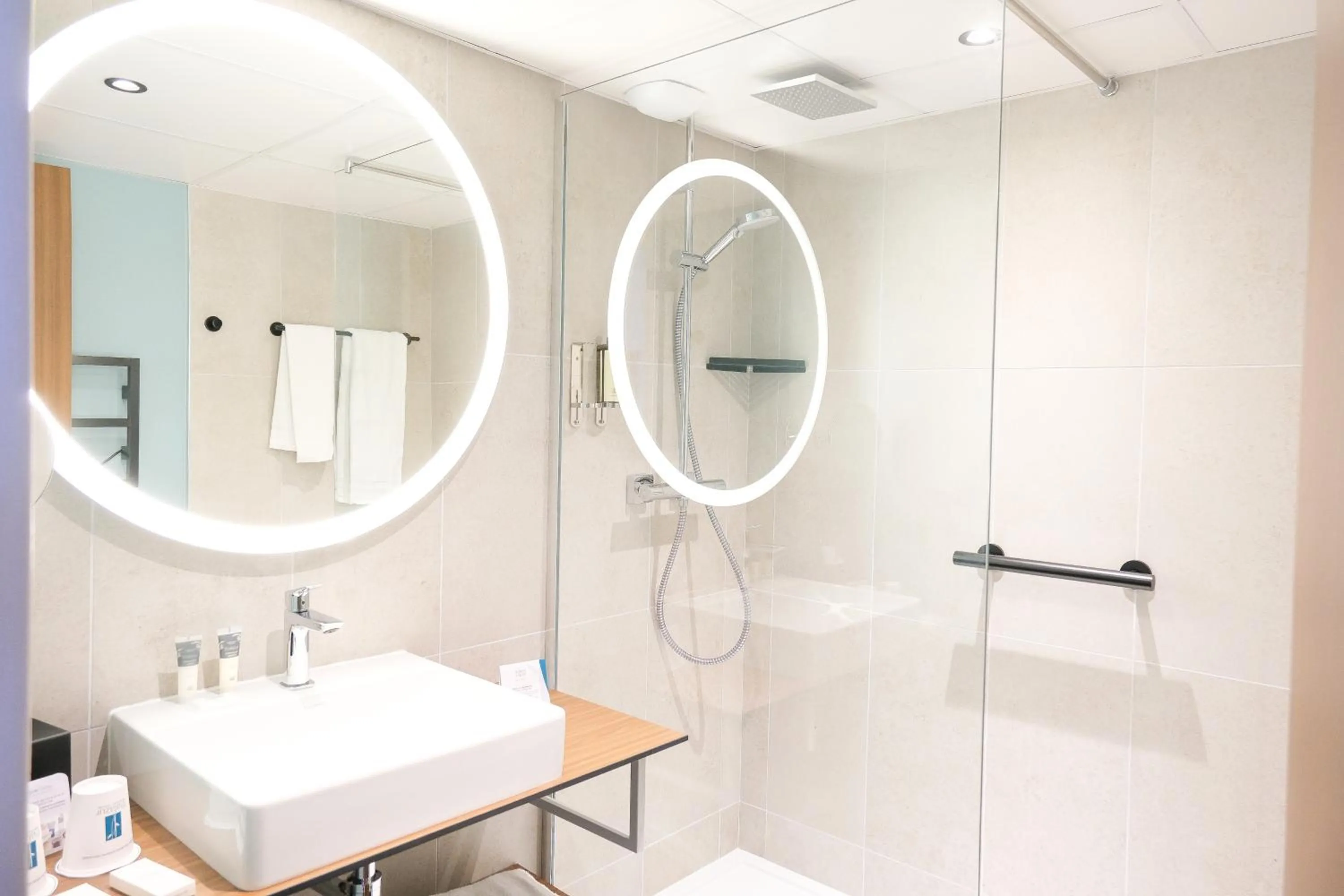 Bathroom in Thalazur Royan - Hôtel & Spa