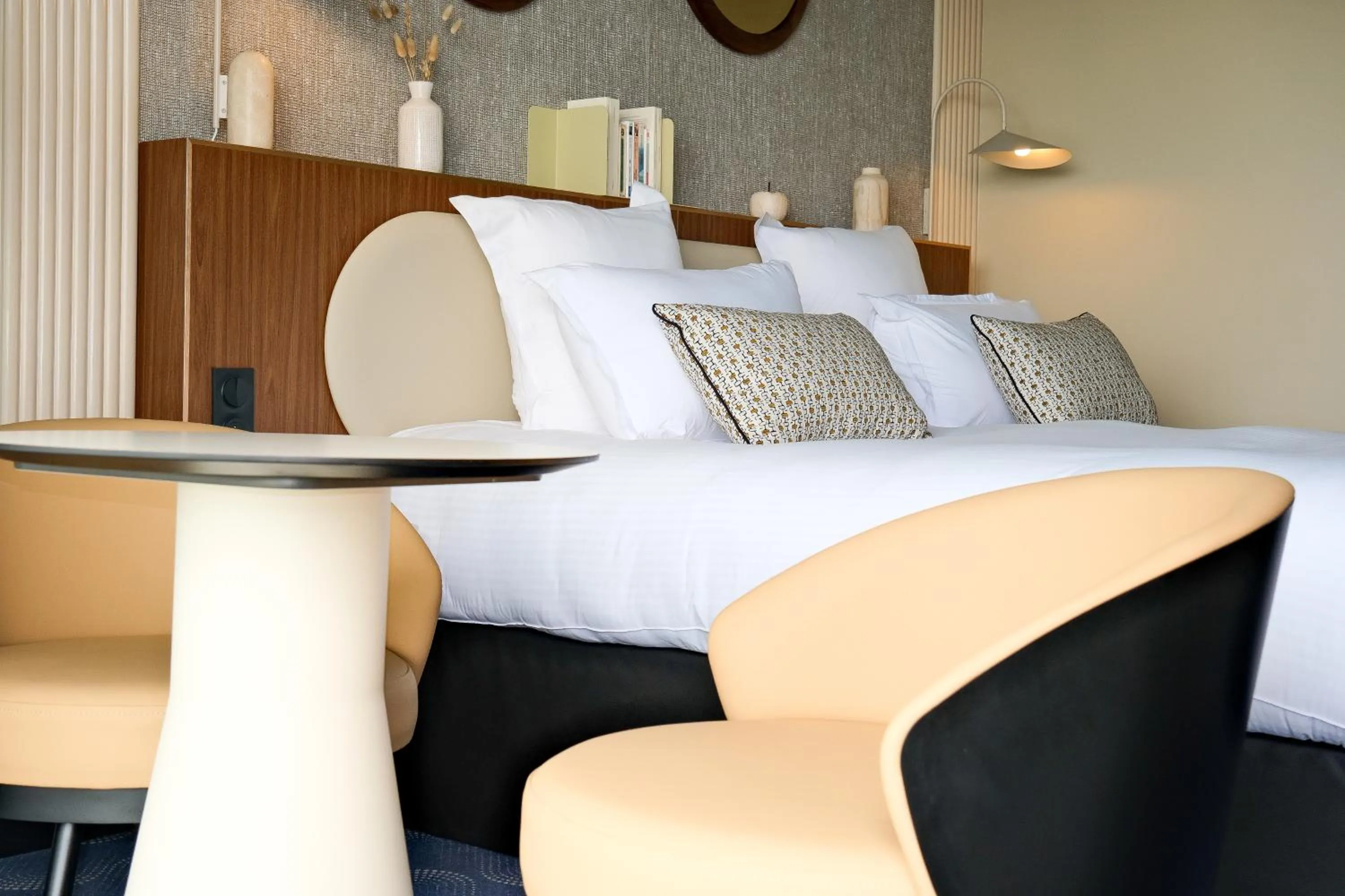 Photo of the whole room, Bed in Thalazur Royan - Hôtel & Spa