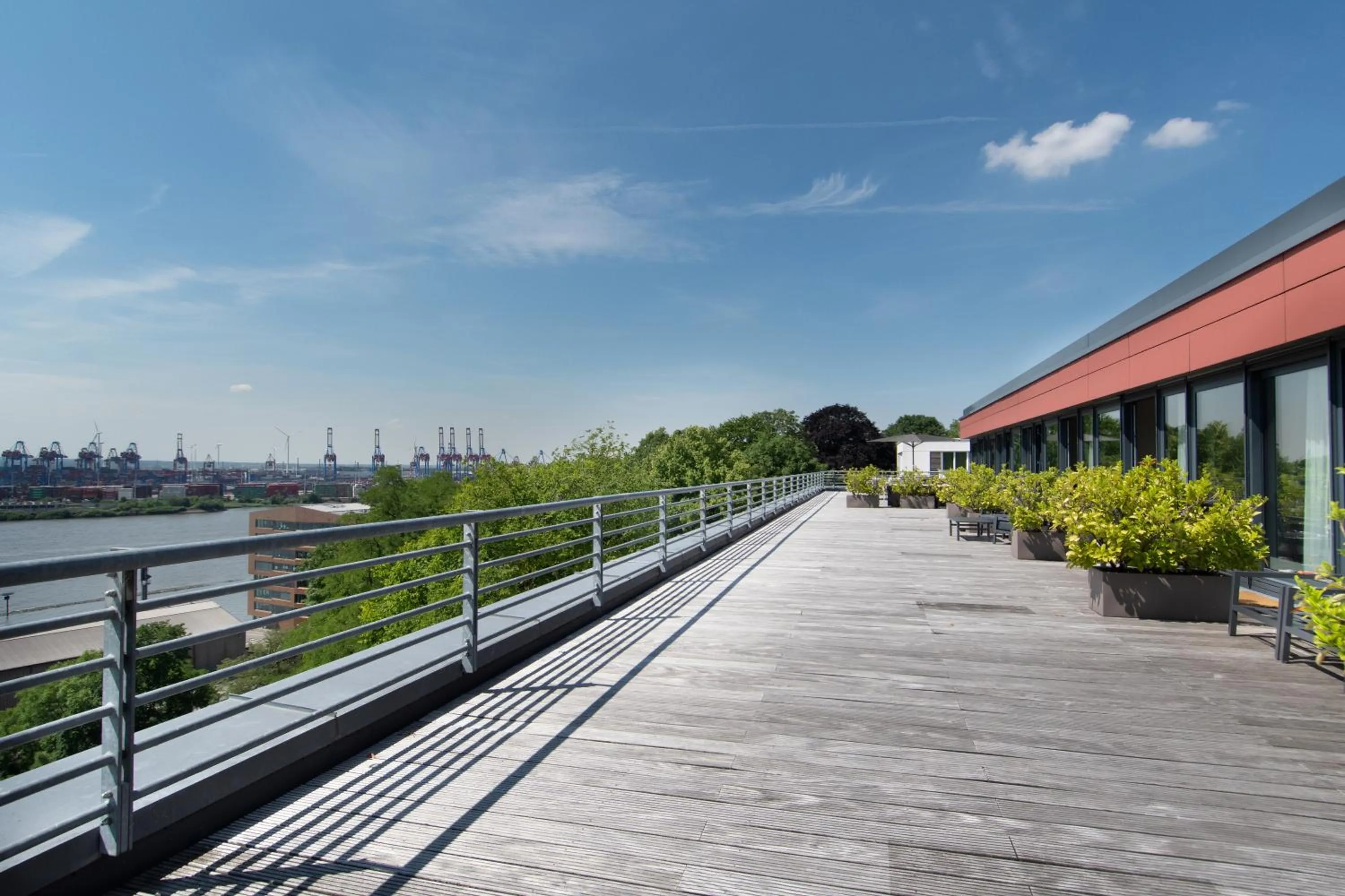 Neighbourhood in The Suites Rainvilleterrasse