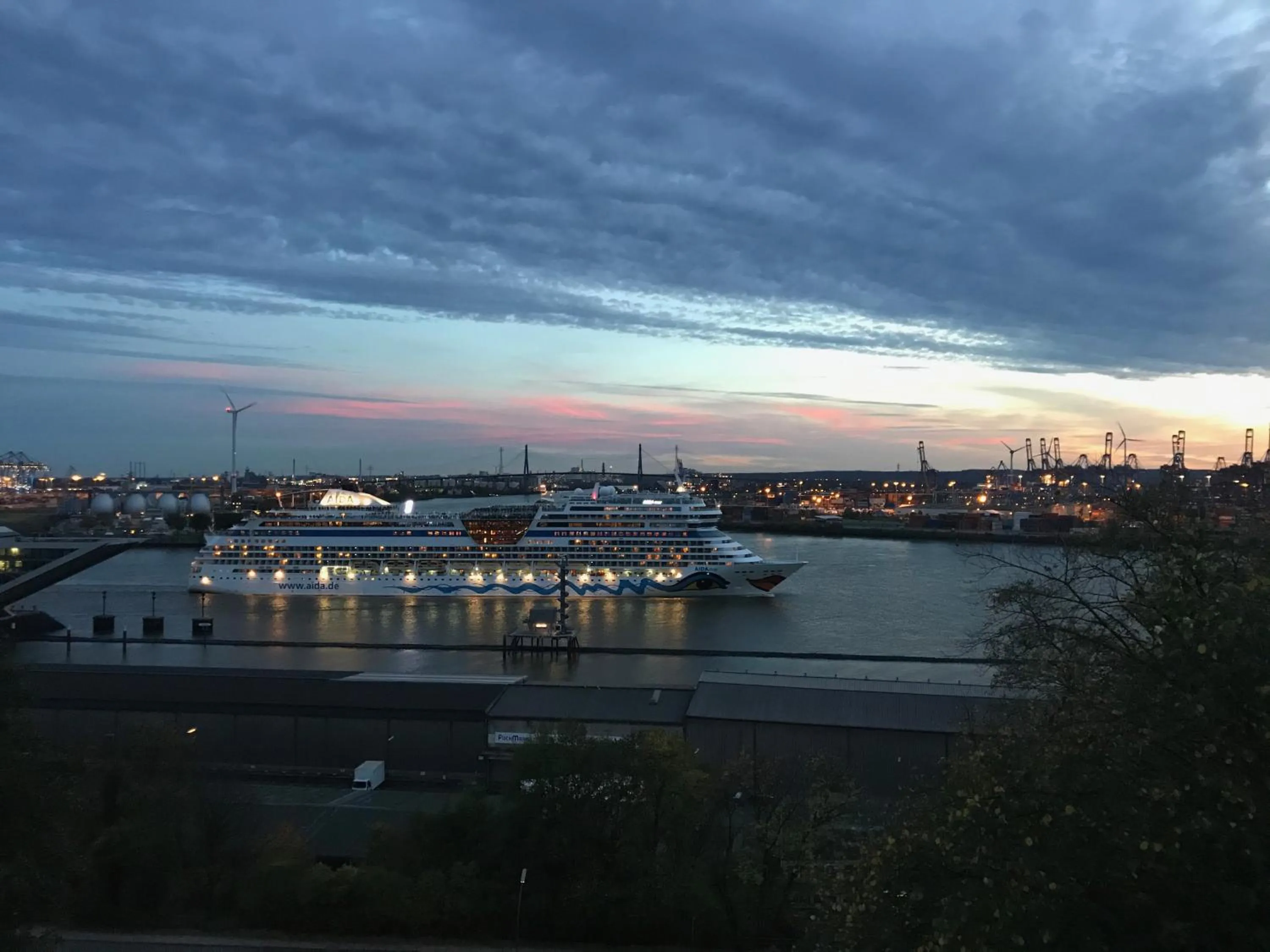 Natural landscape in The Suites Rainvilleterrasse