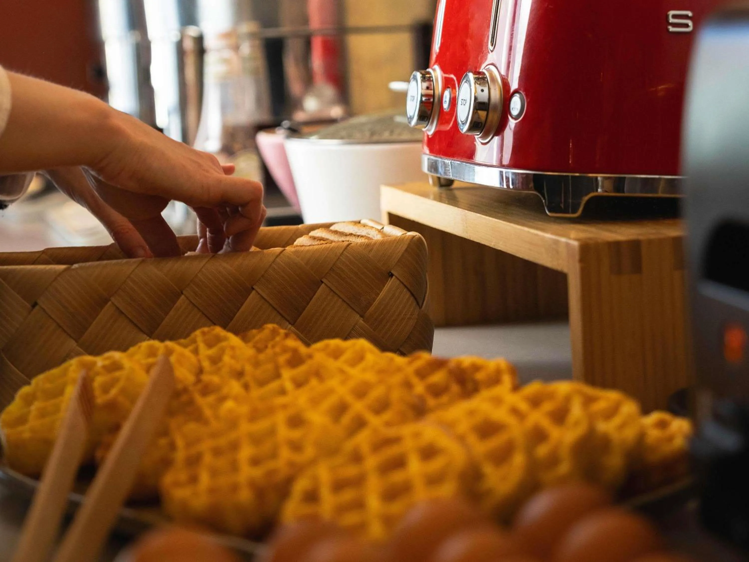 Breakfast in Novotel Château de Versailles