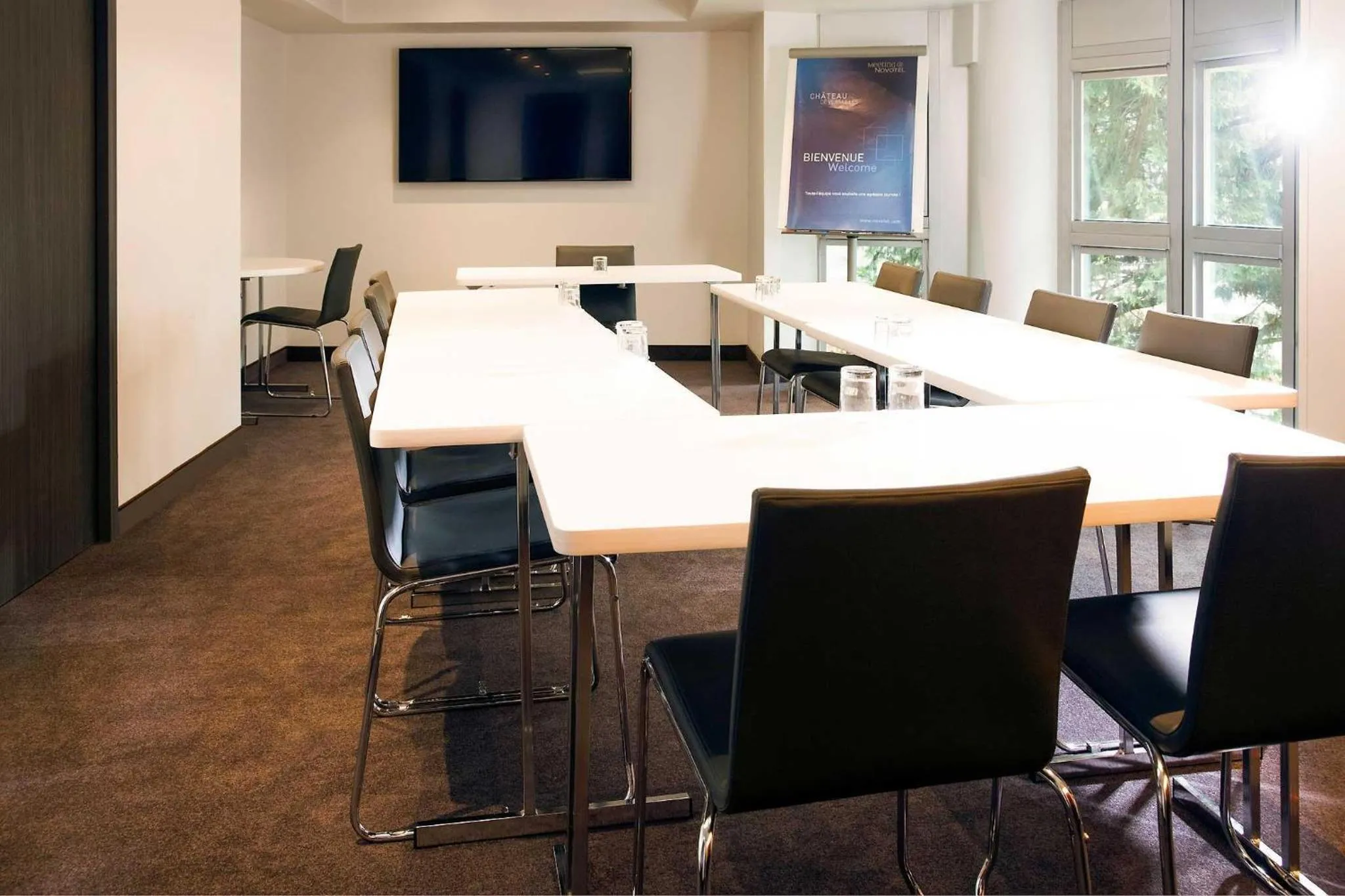 Meeting/conference room in Novotel Château de Versailles