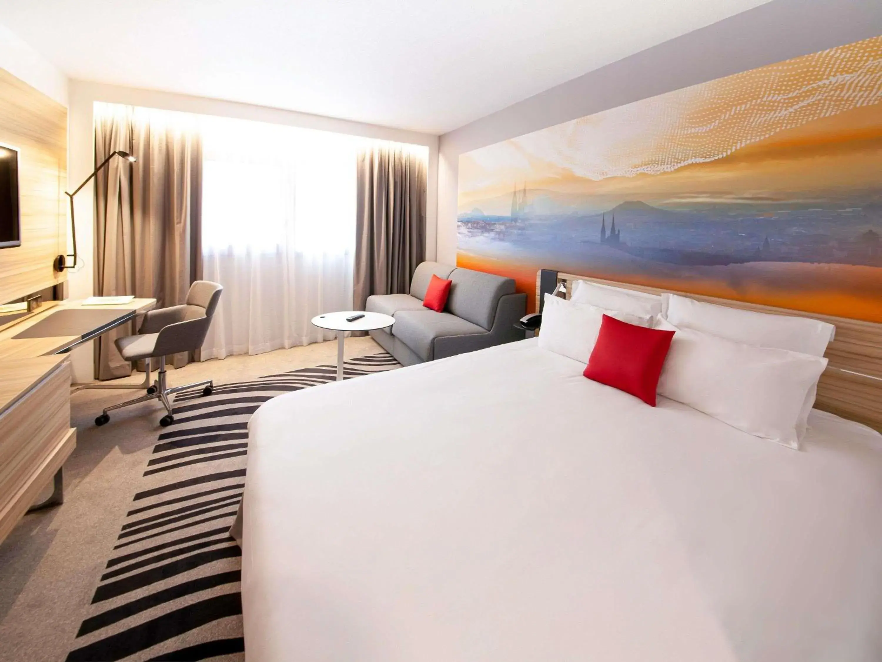 Property building, Bed in Novotel Clermont-Ferrand Property building, Bed in Novotel Clermont-Ferrand