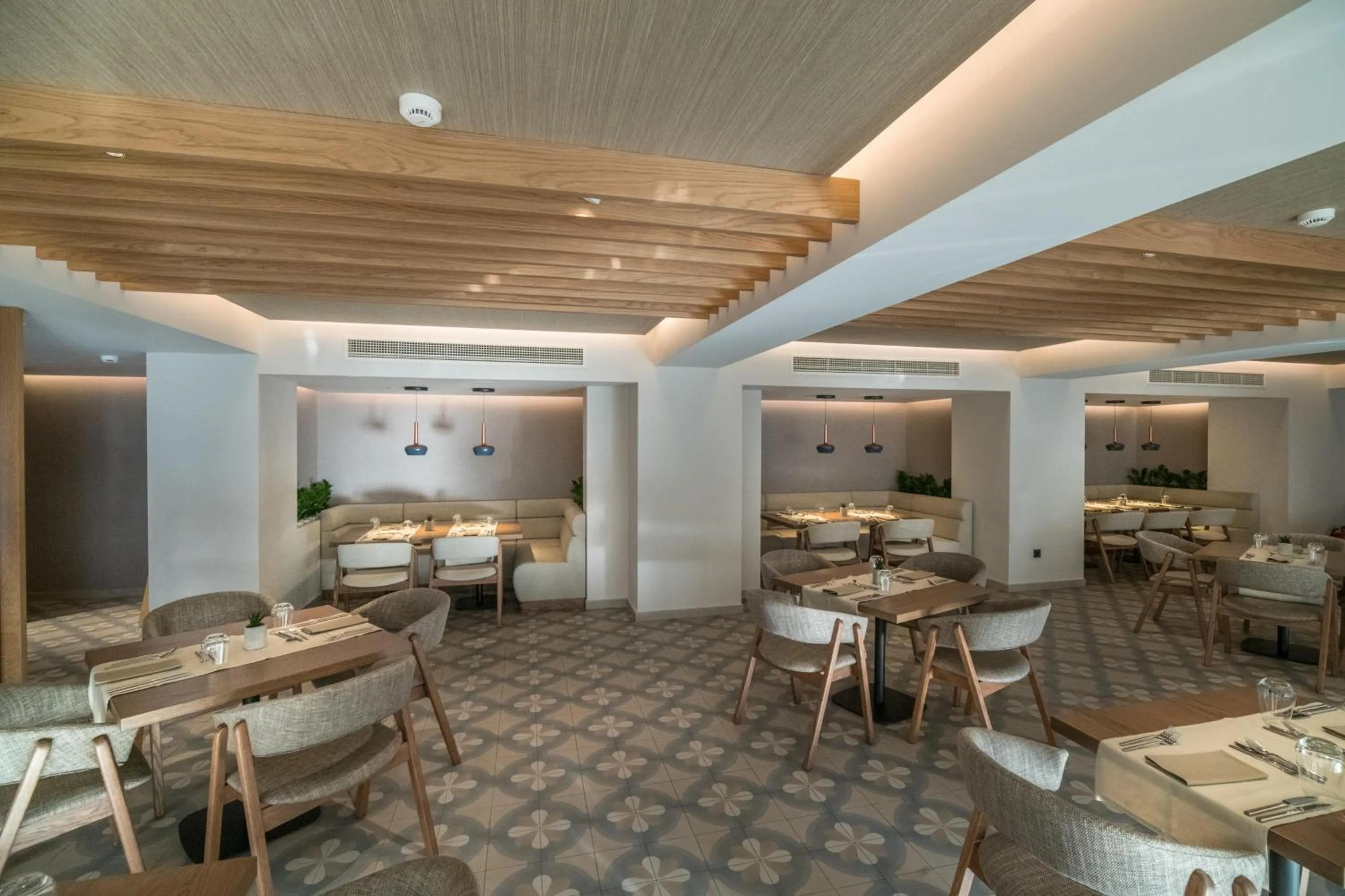 Restaurant/places to eat in AKASHA Beach Hotel & Spa