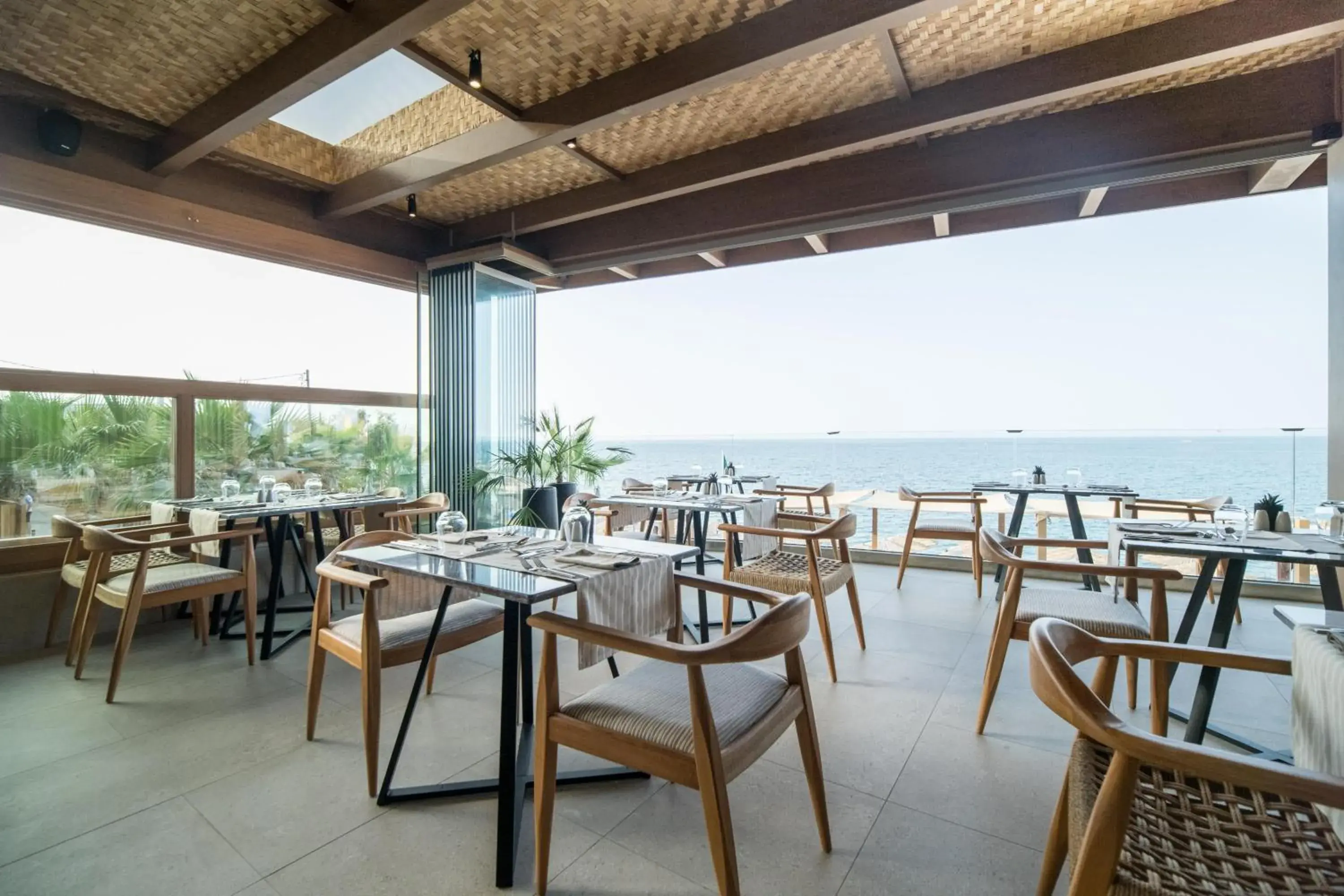 Restaurant/places to eat in AKASHA Beach Hotel & Spa Restaurant/places to eat in AKASHA Beach Hotel & Spa