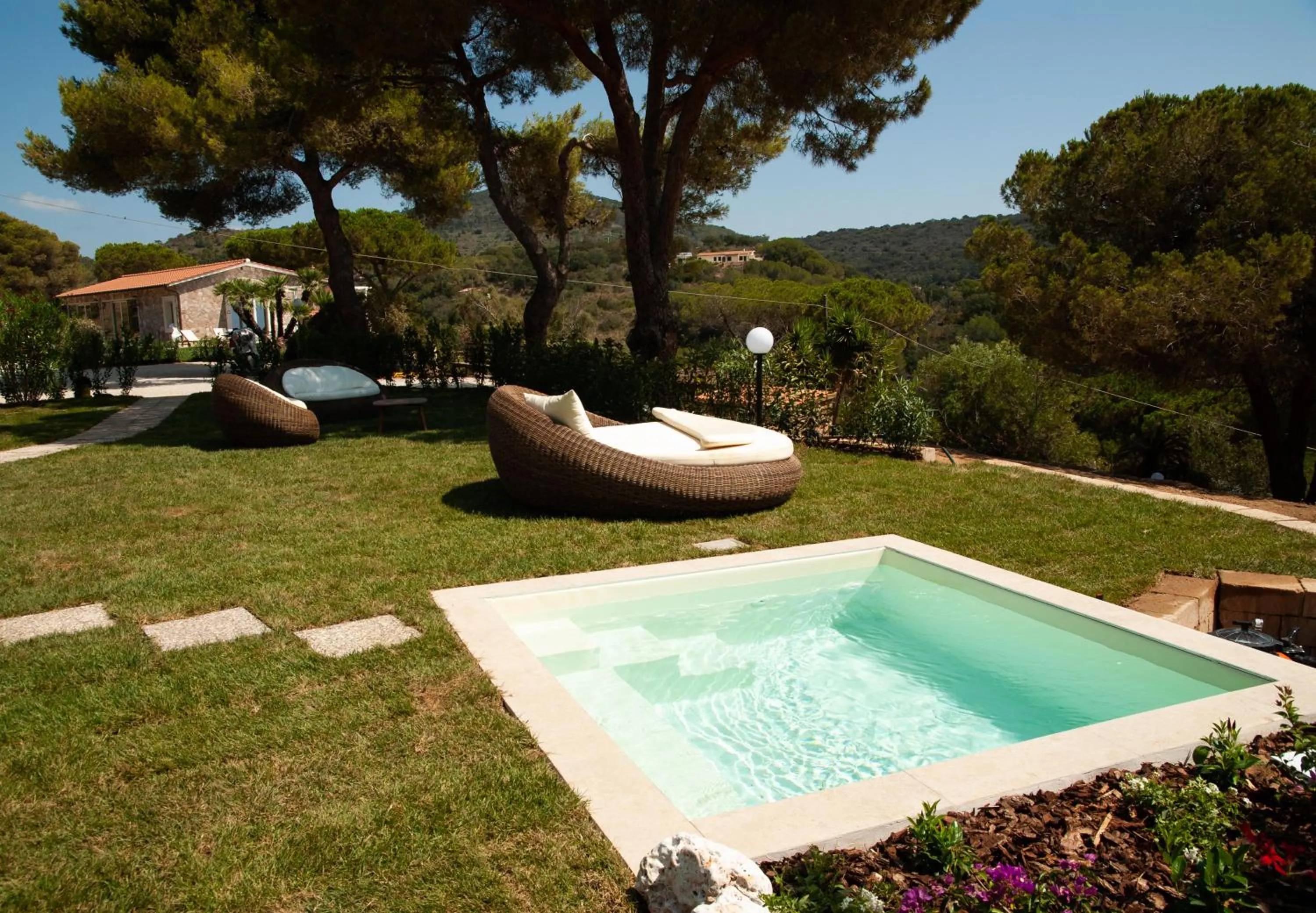 Pool view in Resort Capo Bianco