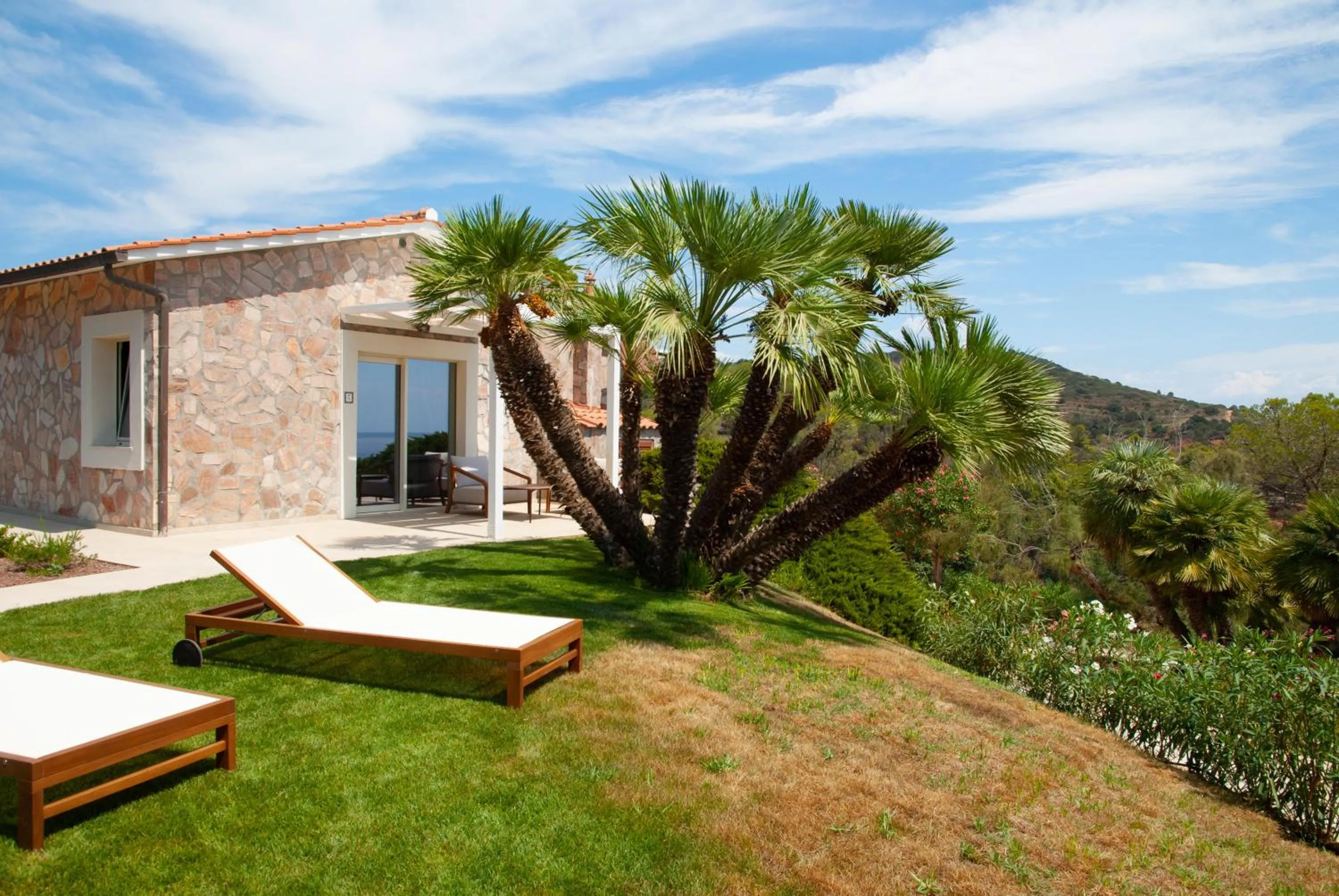 Garden in Resort Capo Bianco
